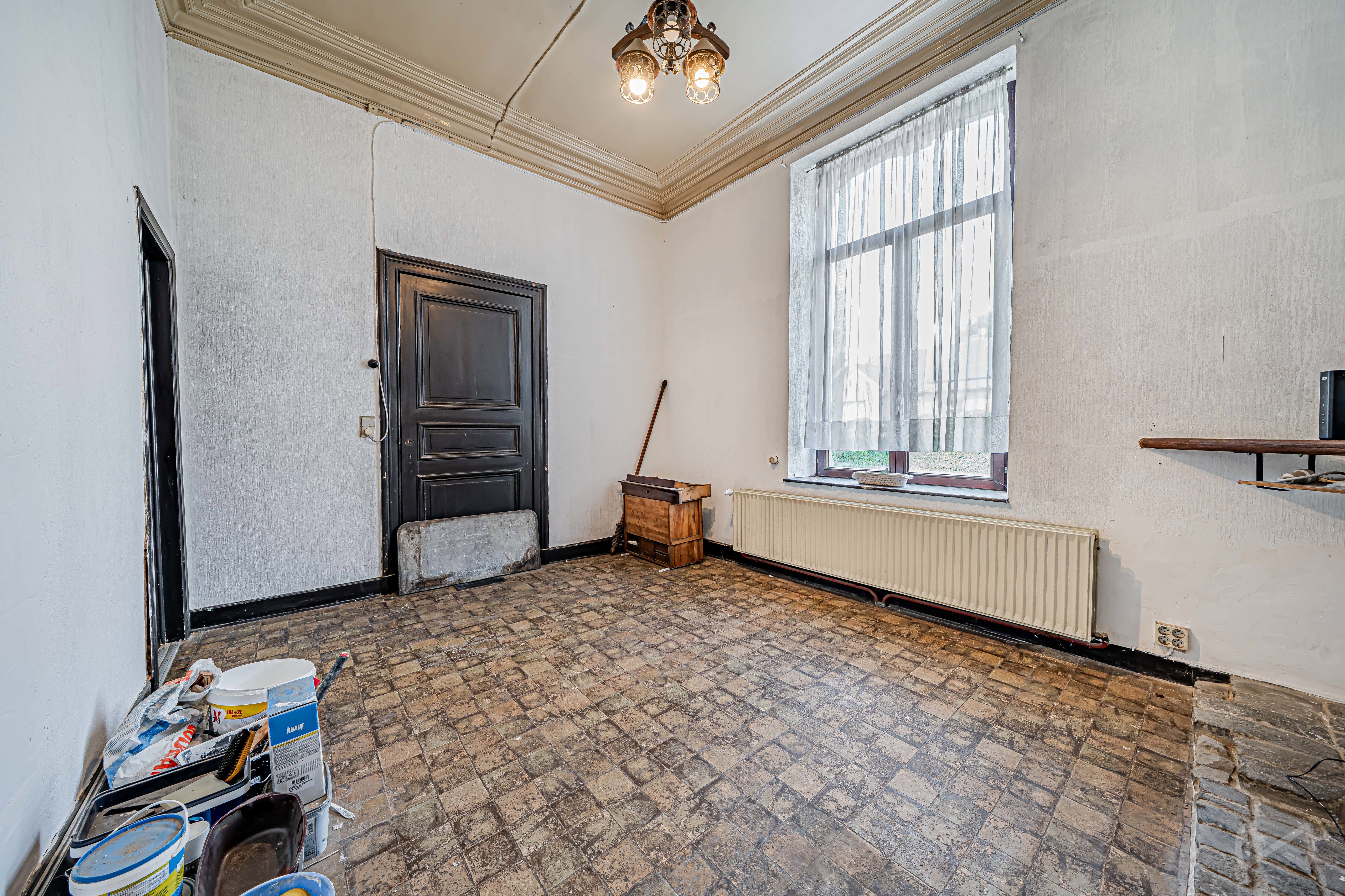Foto 4 van 4 van Villa met zes slaapkamers in Thisnes