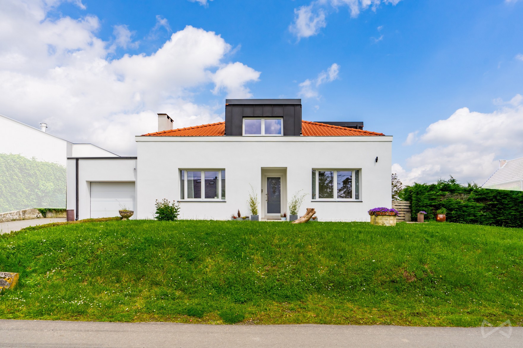 Picture 1 of 4 for Villa with four bedrooms in Braine-le-Comte