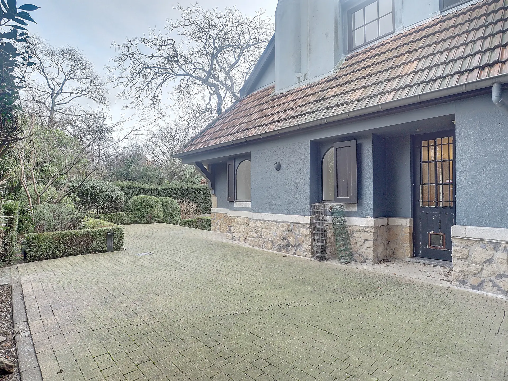 Picture 1 of 3 for Villa with four bedrooms in Uccle