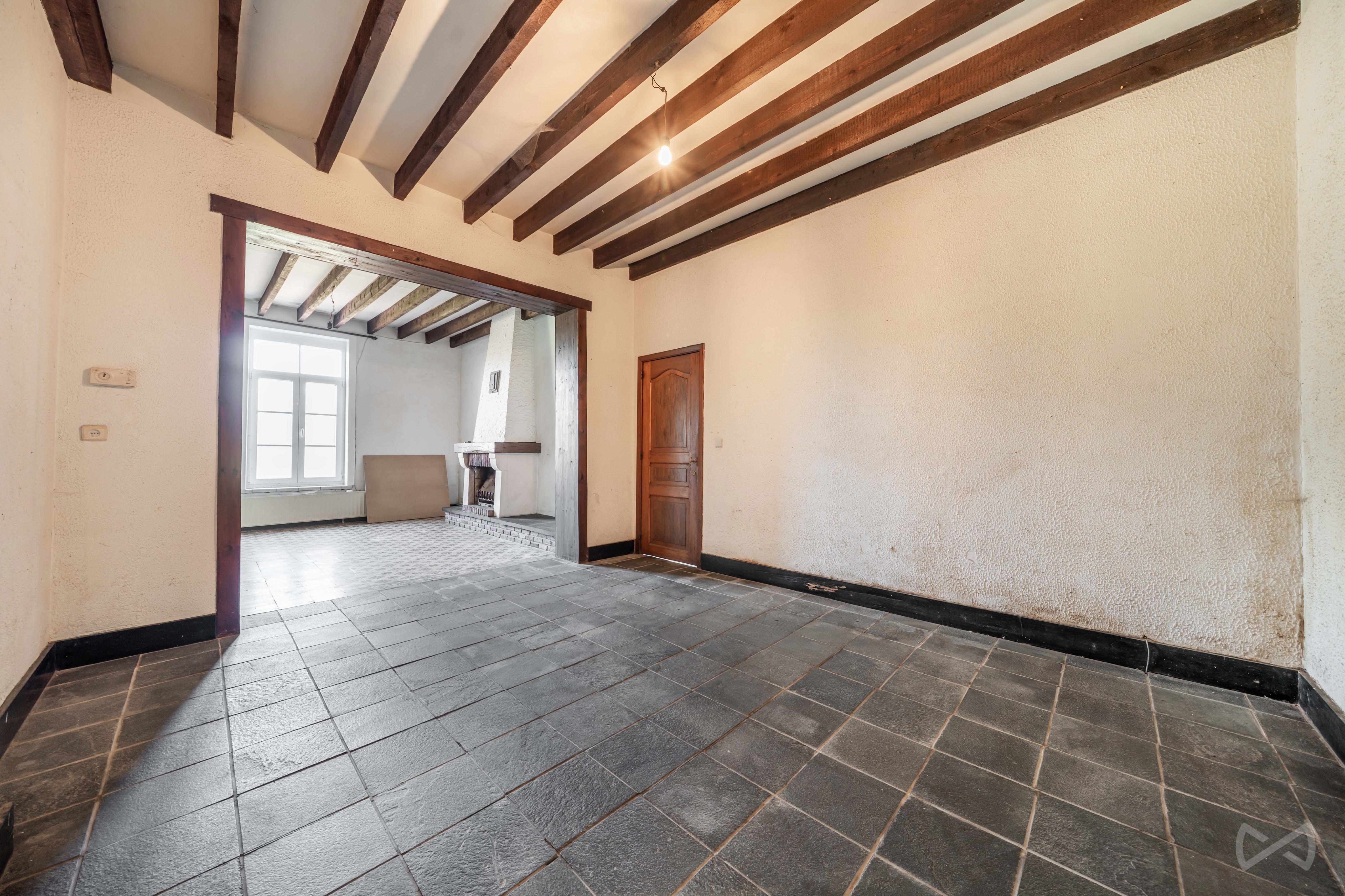 Picture 2 of 4 for House with six bedrooms in Hennuyères