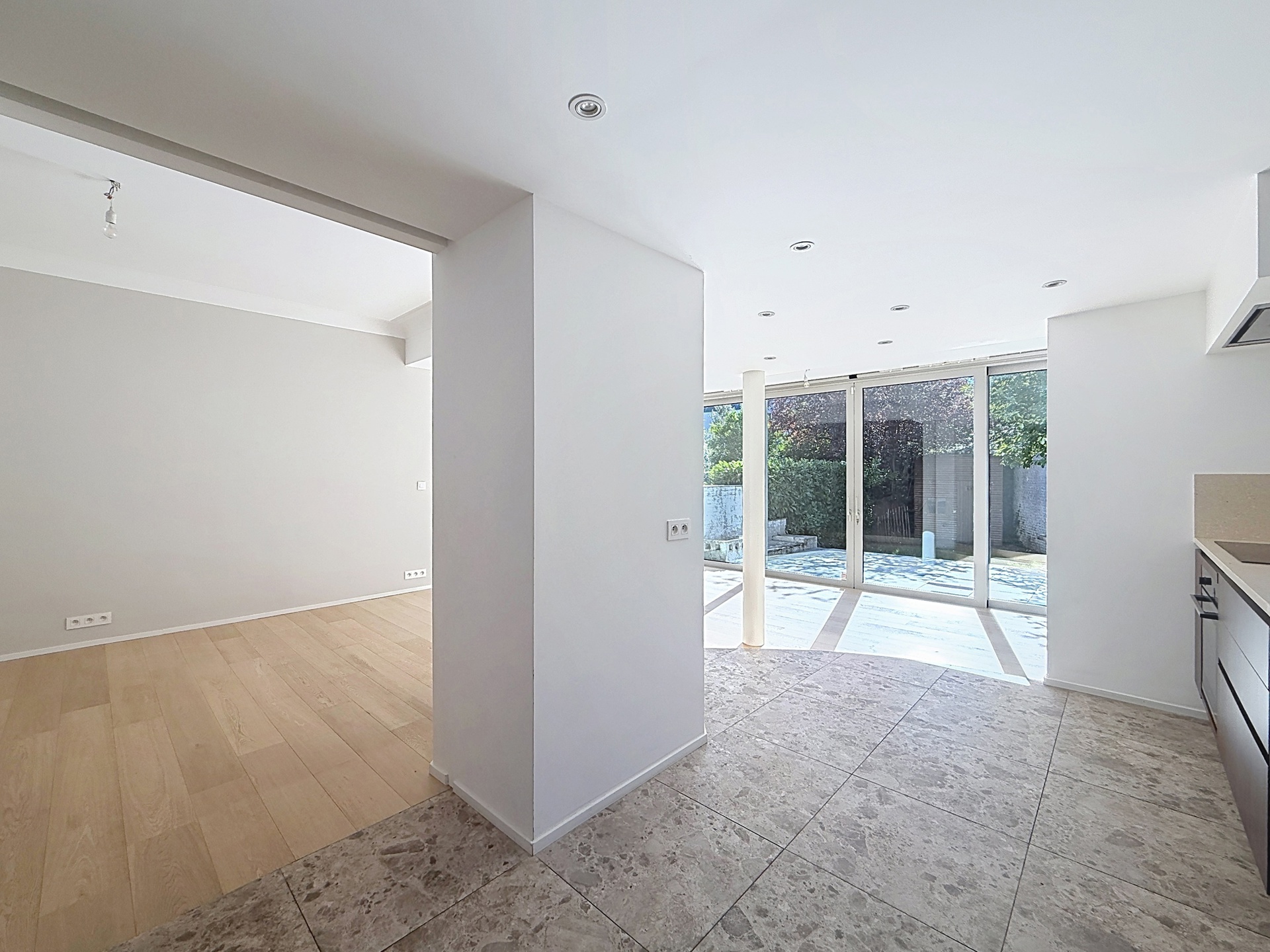 Photo 2 sur 4 pour Bel-étage de cinq chambres à Uccle