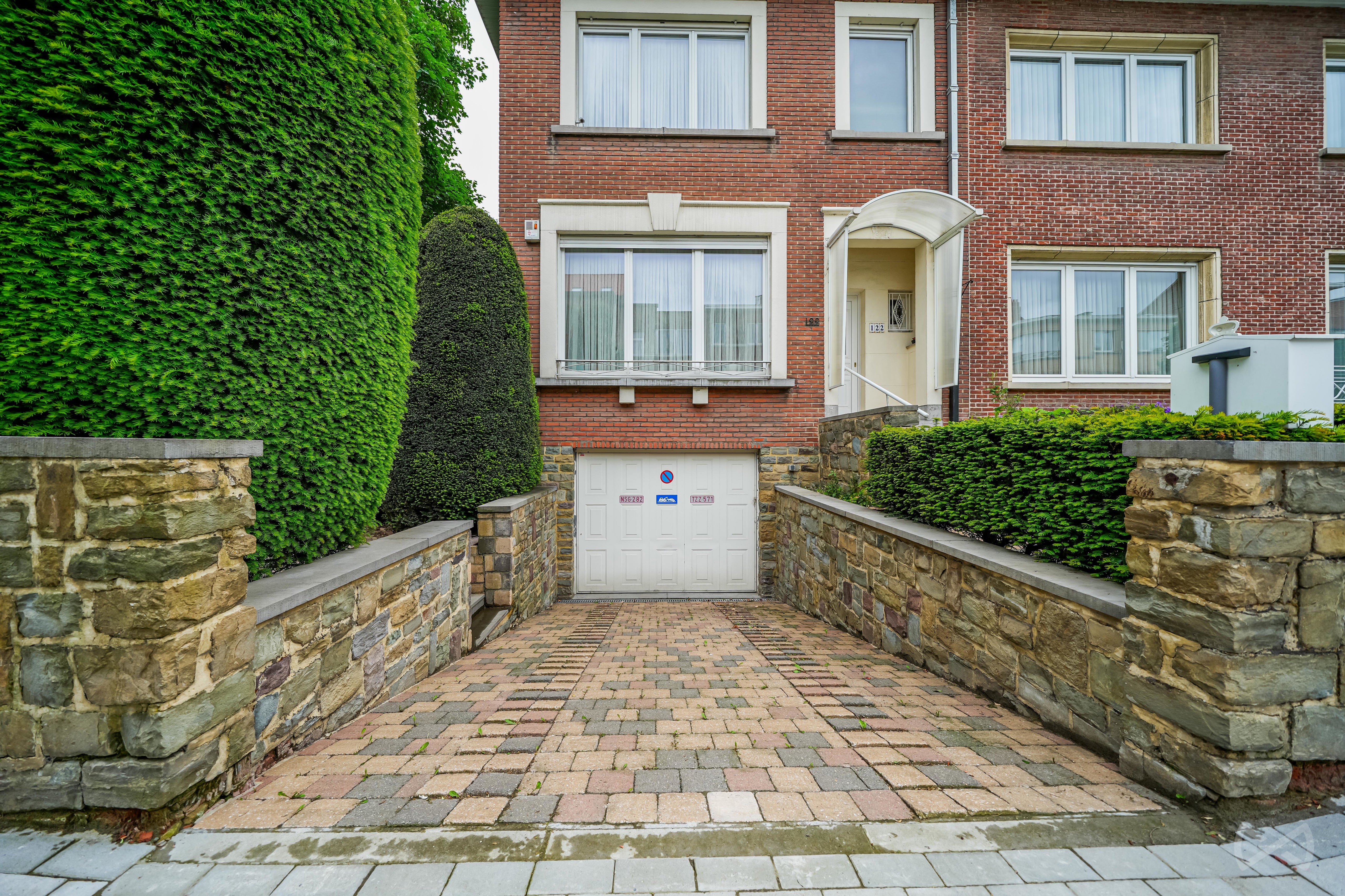 Picture 1 of 4 for House with four bedrooms in Anderlecht