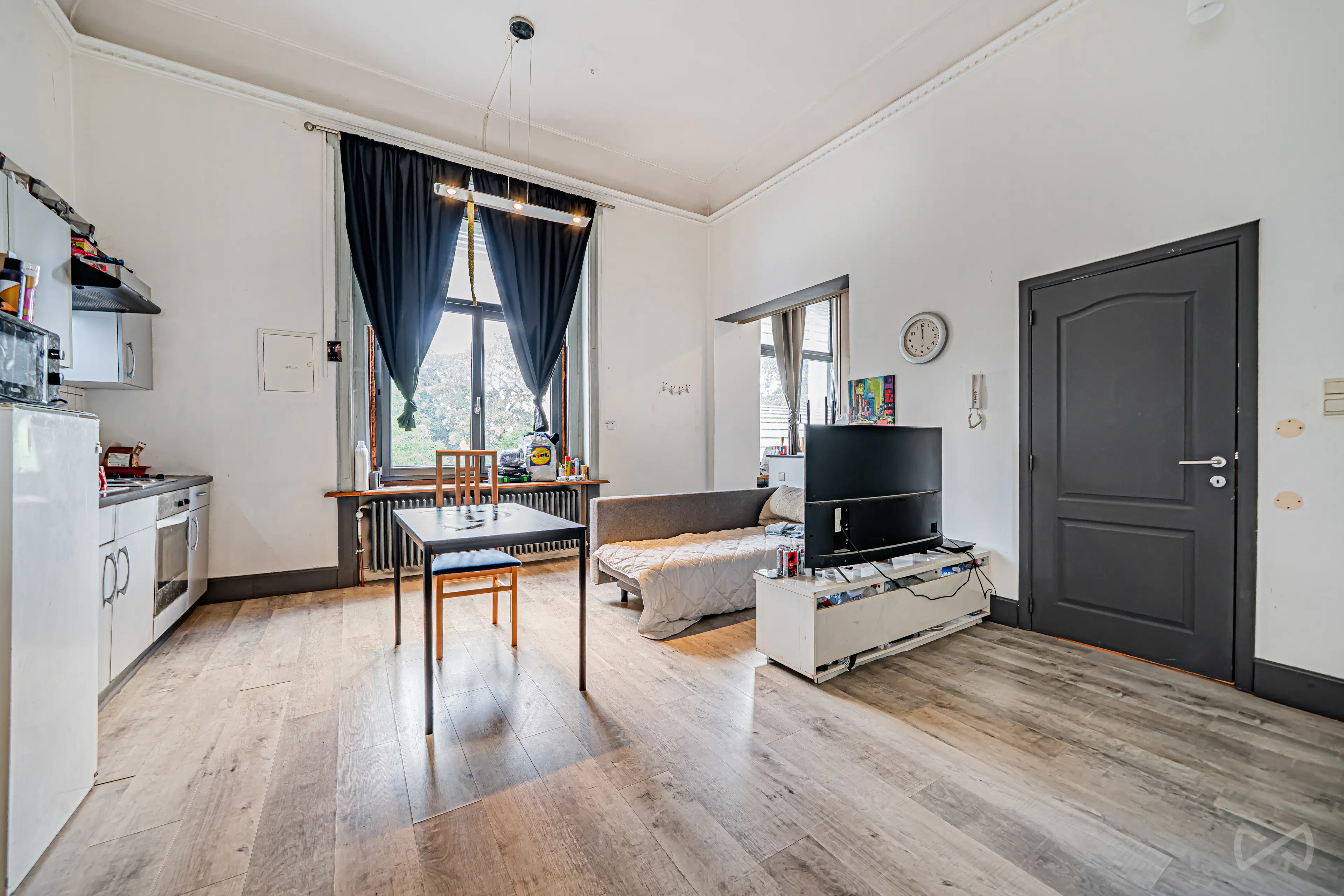 Picture 3 of 4 for Multi-purpose building with 13 bedrooms in Trazegnies