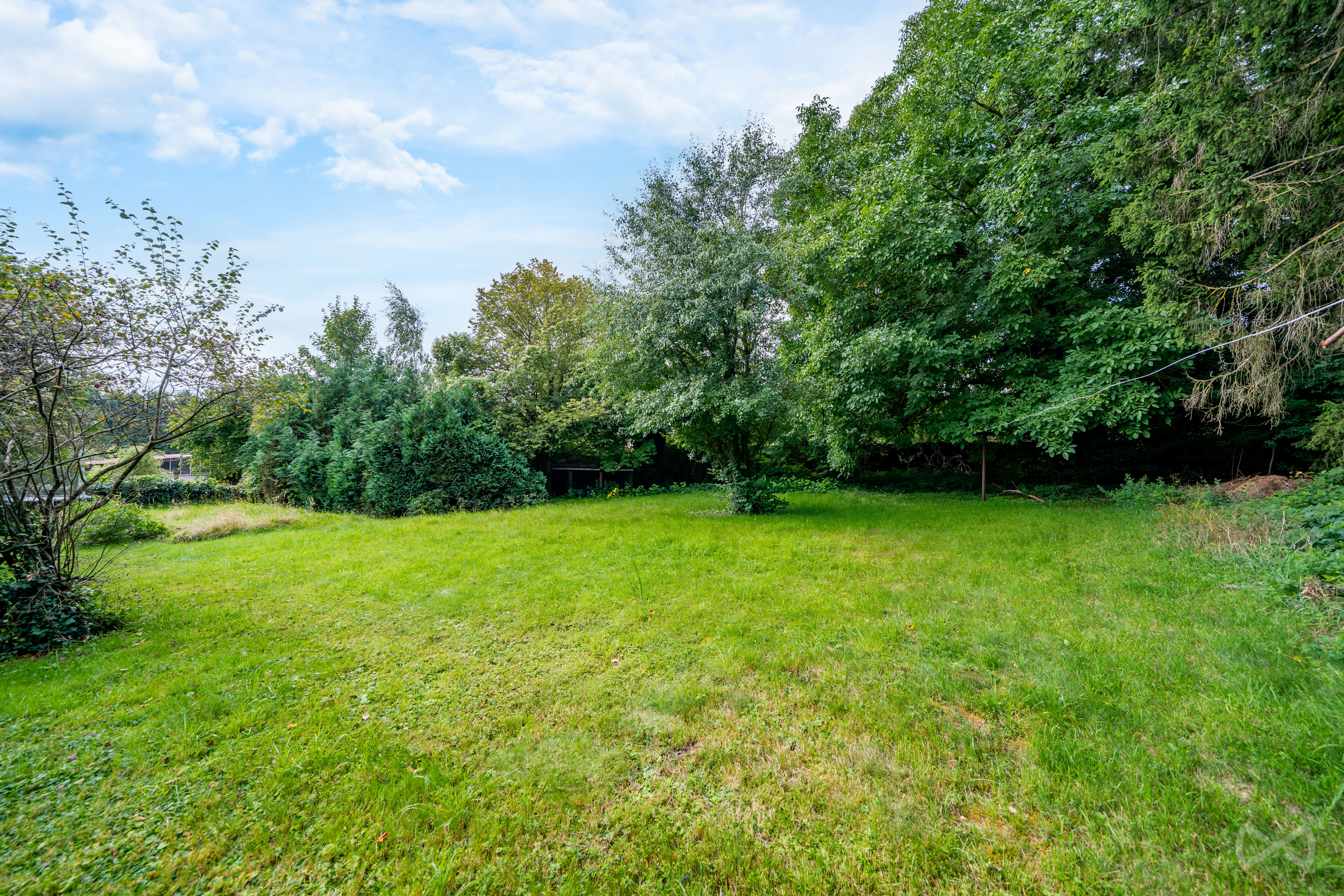 Picture 1 of 4 for Multi-purpose building with four bedrooms in Havelange