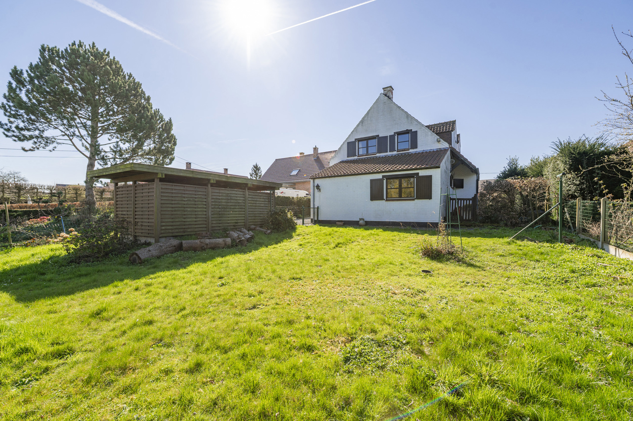 Picture 2 of 3 for Villa with four bedrooms in Enghien Petit-Enghien