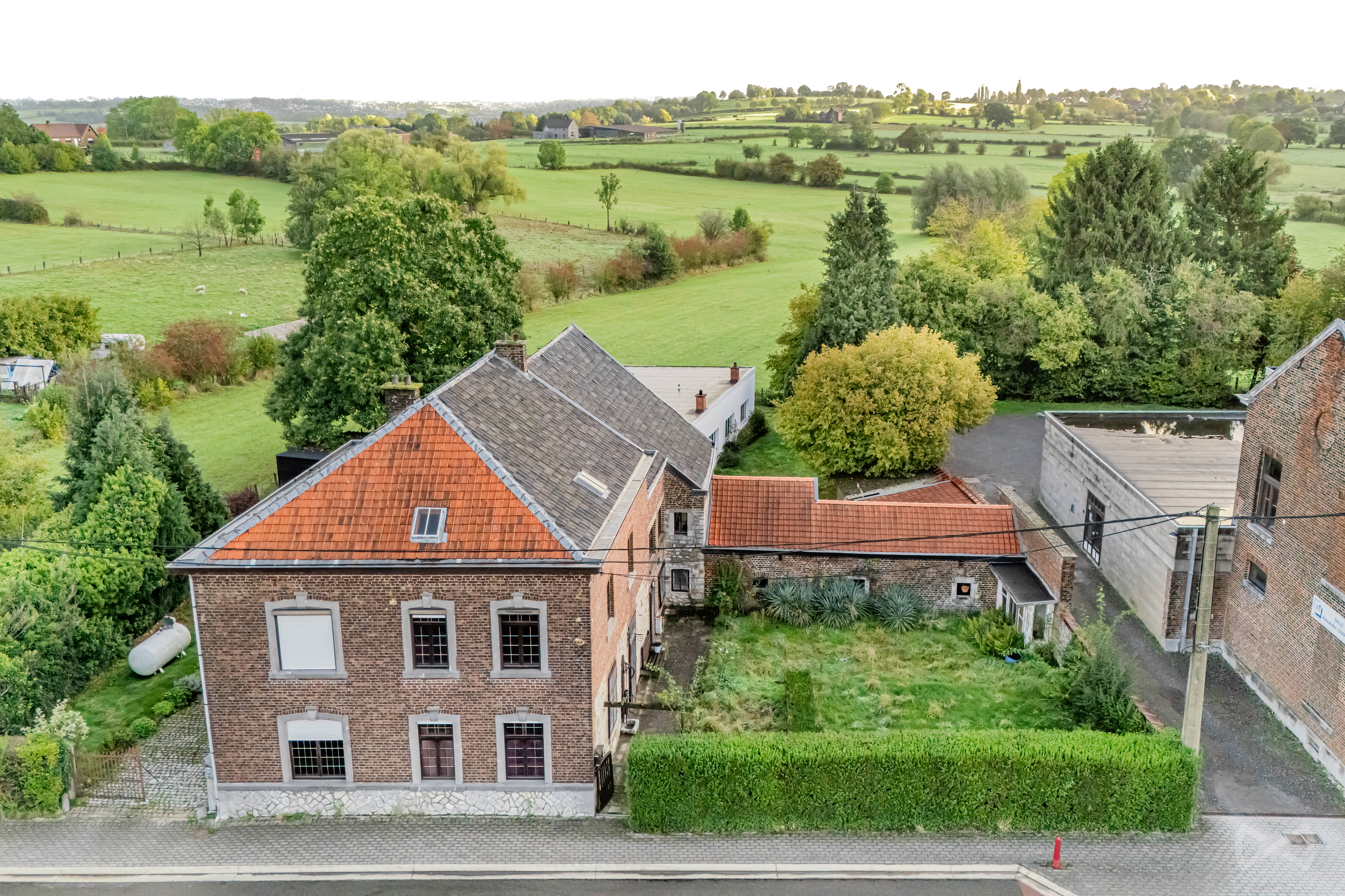 Picture 2 of 3 for Villa farmtype with four bedrooms in Xhendelesse