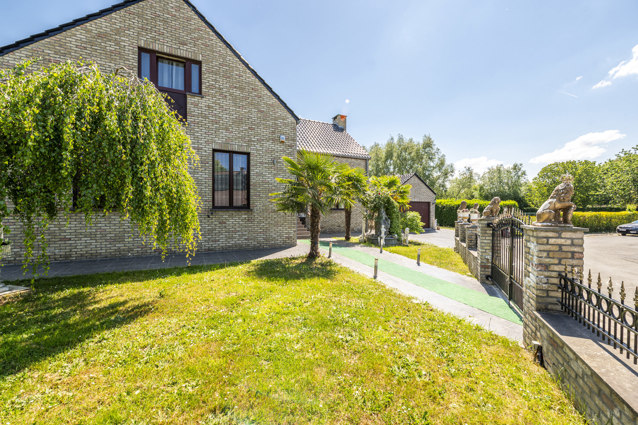 Picture 1 of 4 for Villa with four bedrooms in Tubize
