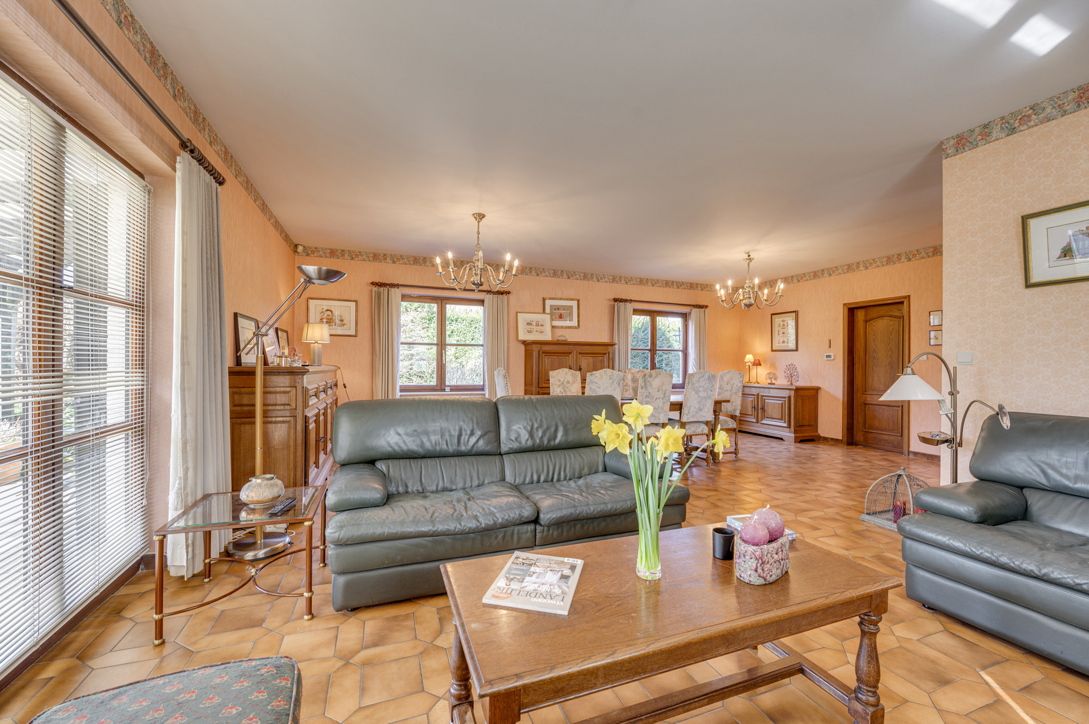 Picture 1 of 4 for Villa with four bedrooms in Enghien Petit-Enghien