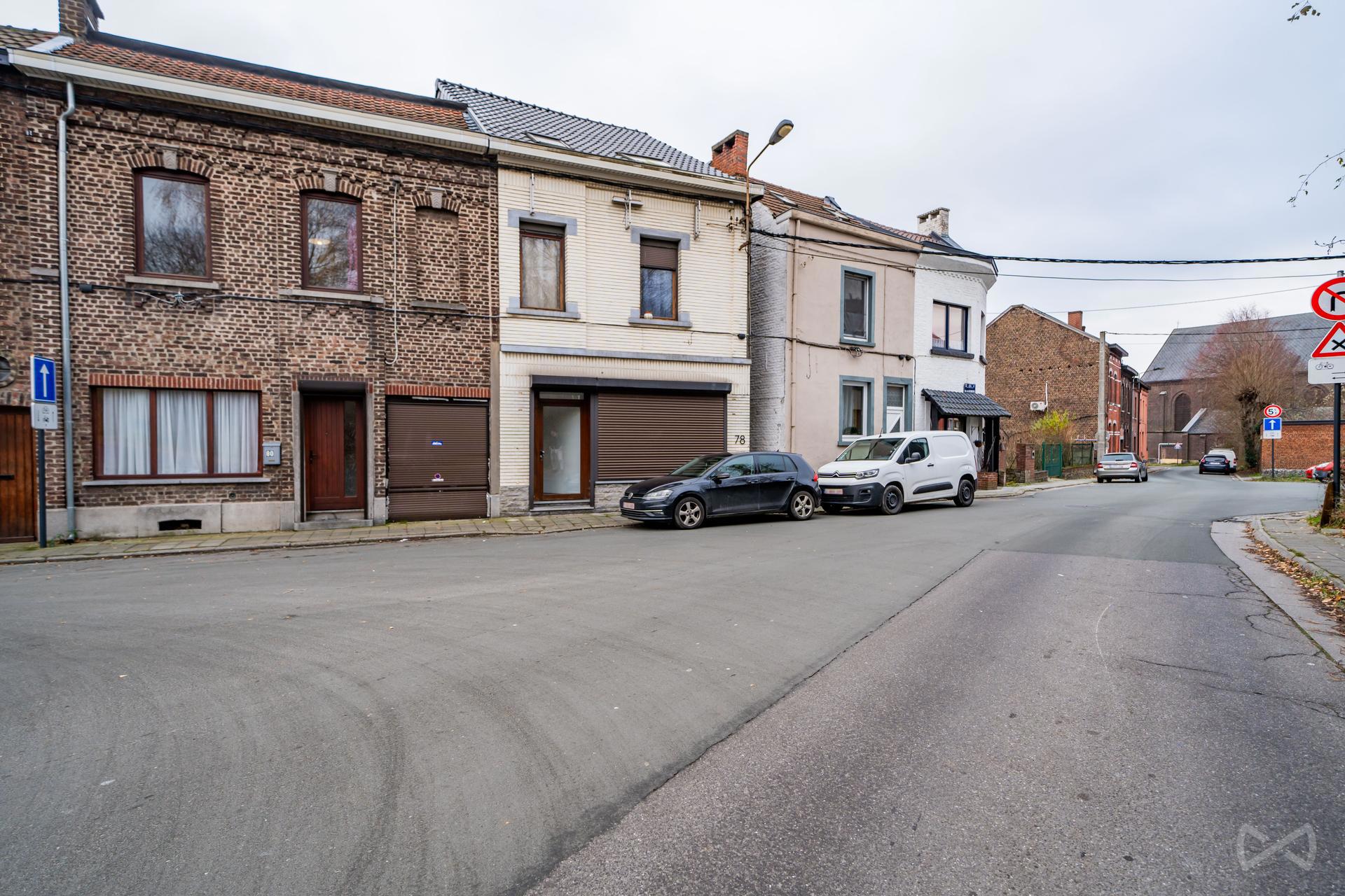 Photo 2 sur 4 pour Maison de cinq chambres à Montignies-Sur-Sambre