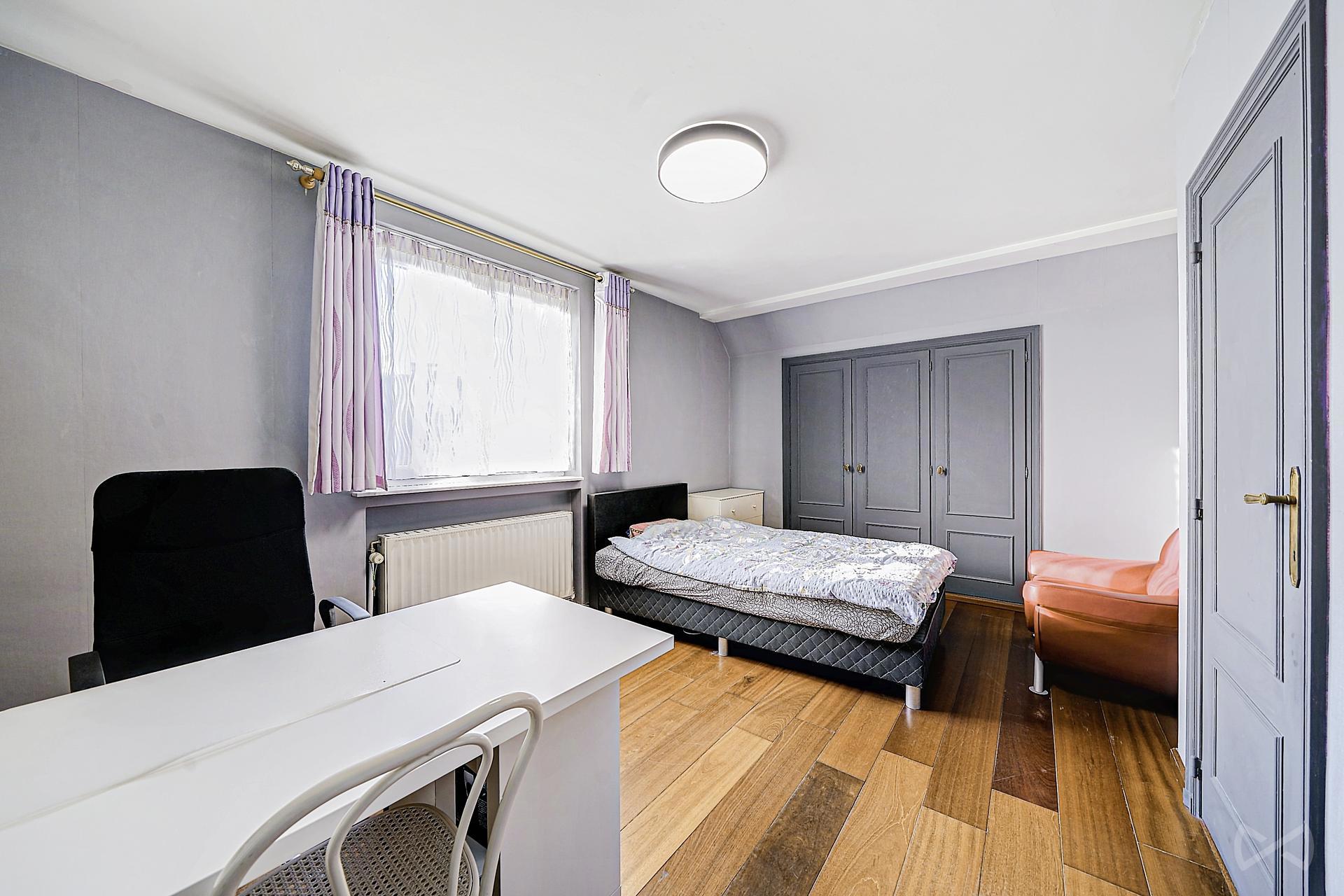 Picture 1 of 4 for Villa with five bedrooms in Rixensart