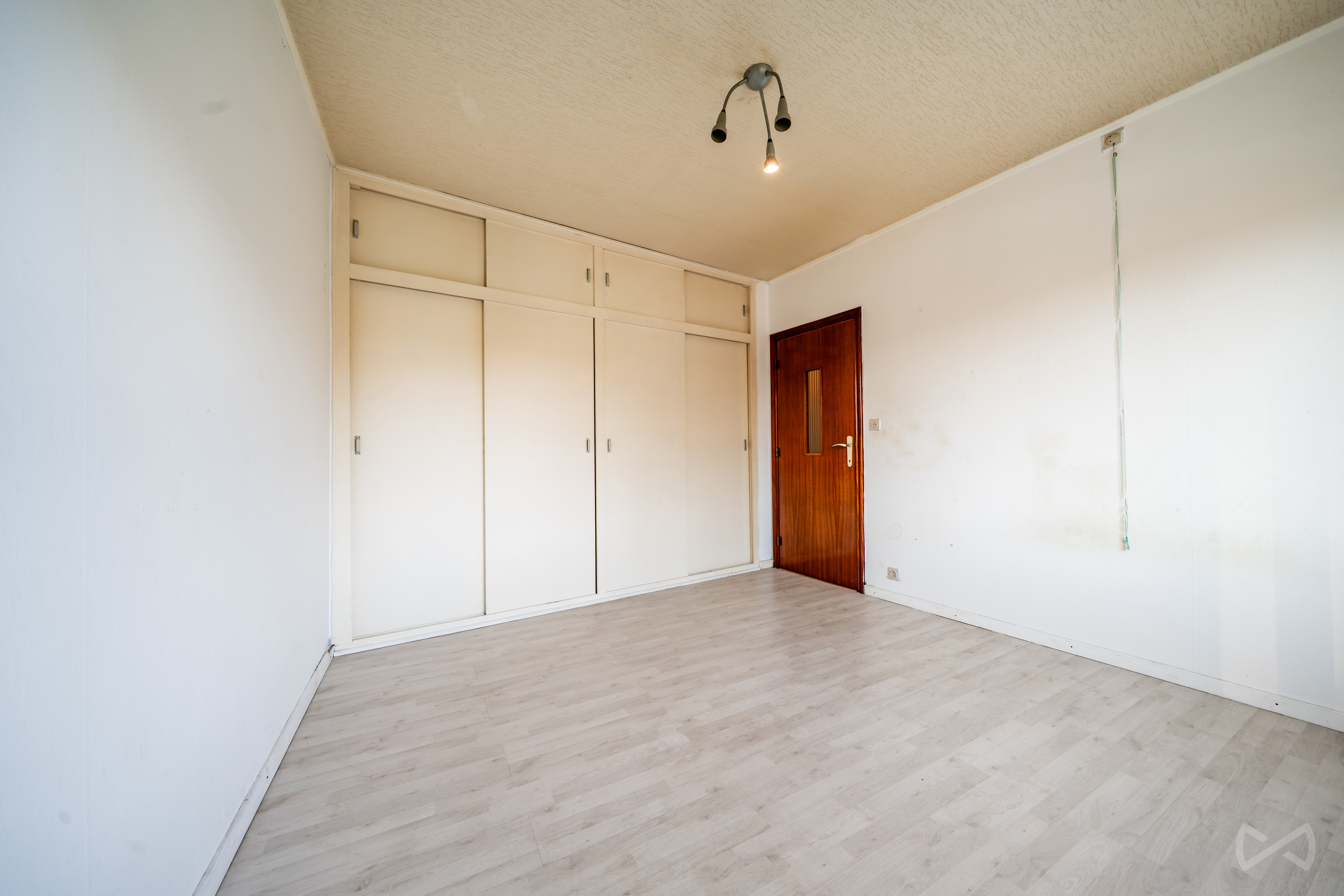 Photo 3 sur 4 pour Bel-étage d'une chambre à Saint-nicolas