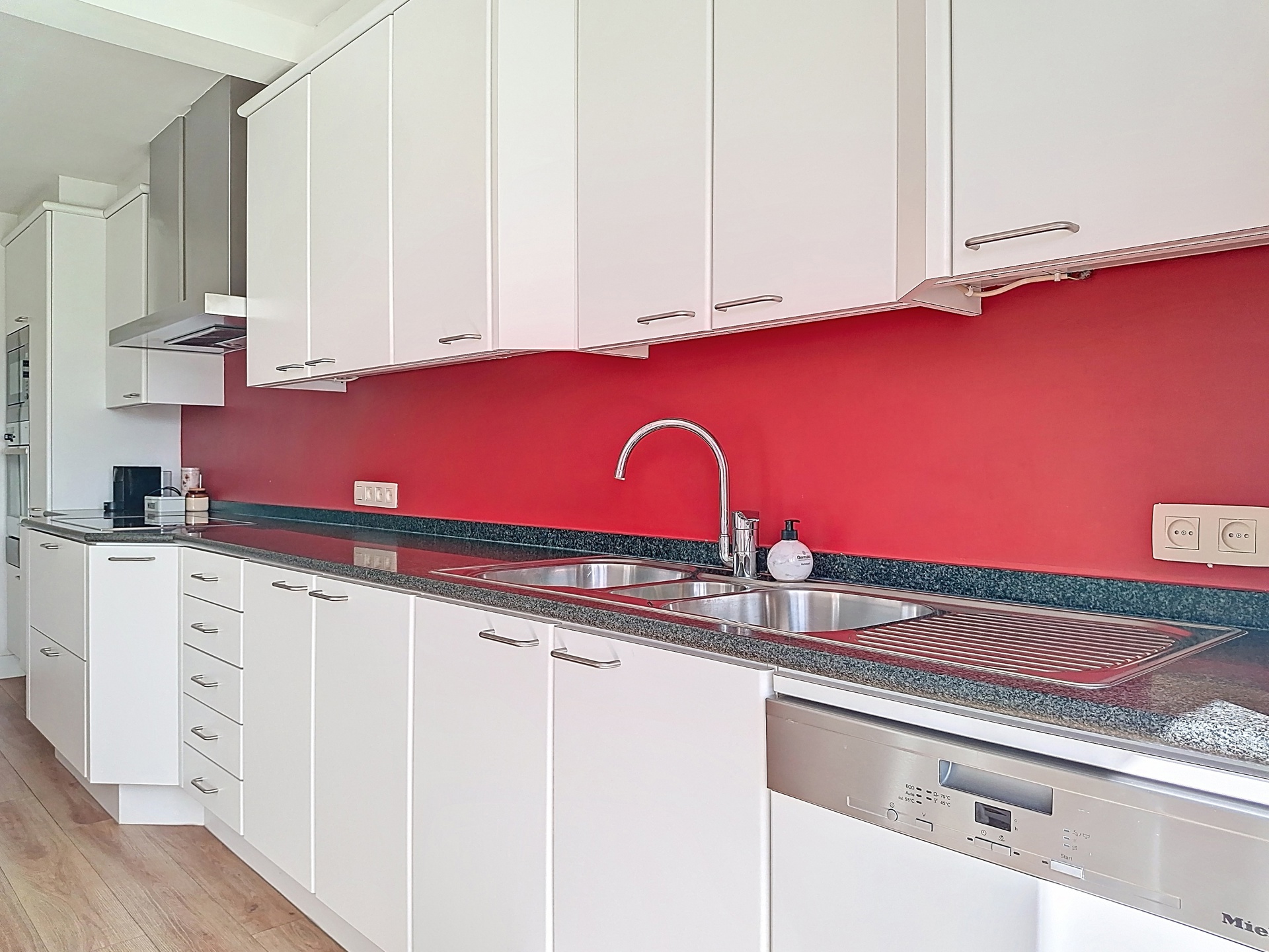 Picture 1 of 4 for Villa with three bedrooms in Meise