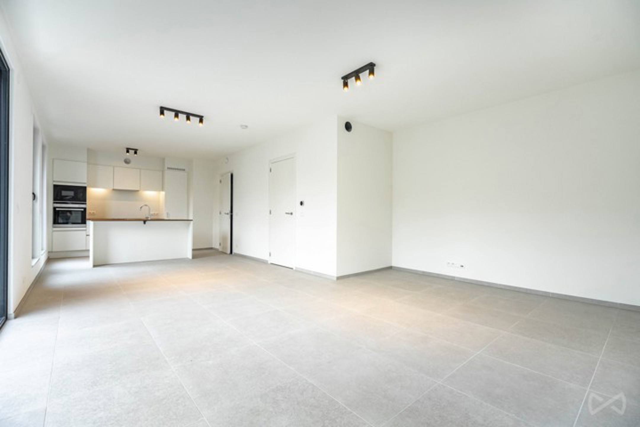 Foto 1 van 5 van Duplex met drie slaapkamers in Schaarbeek