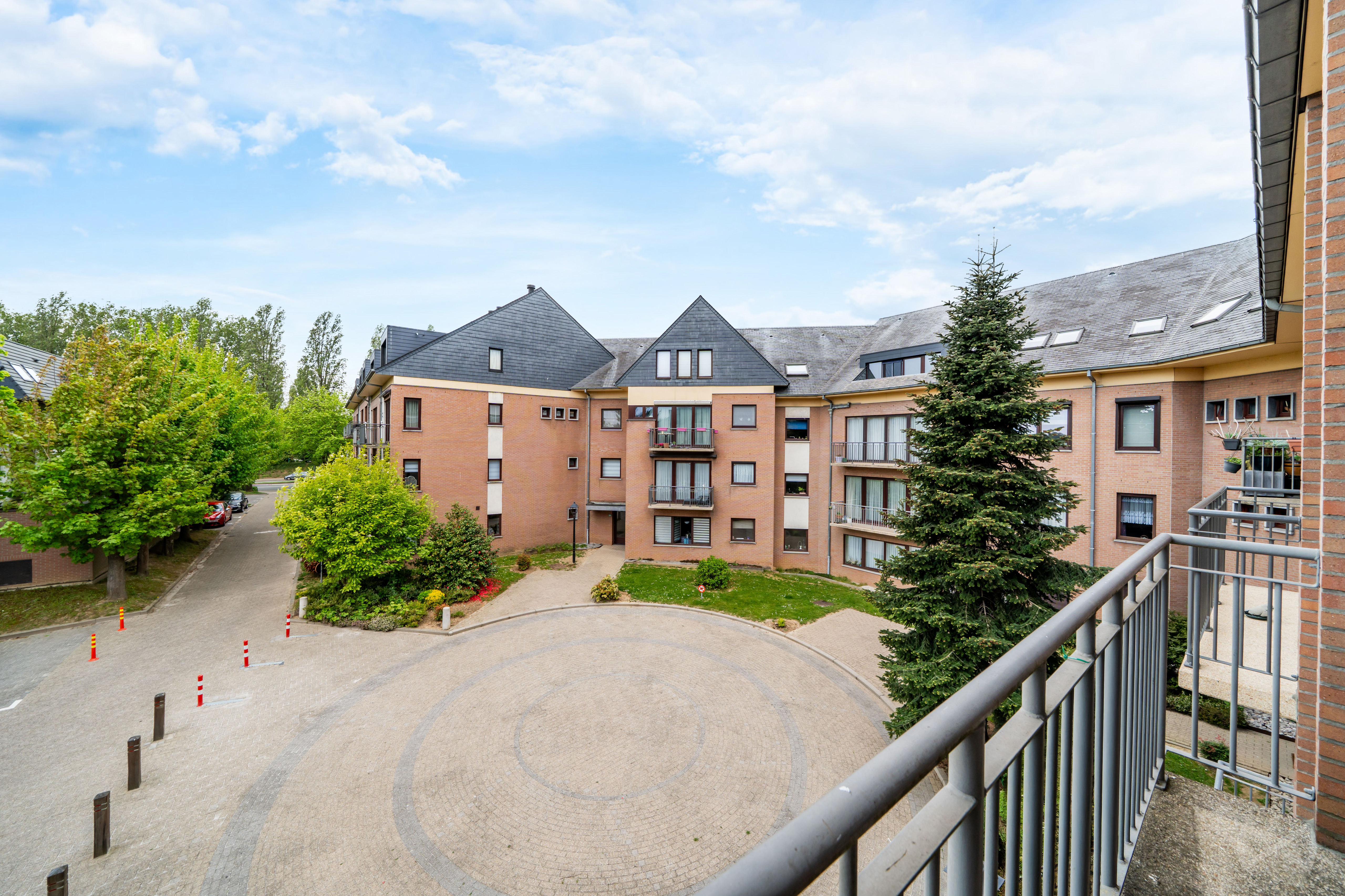Picture 1 of 4 for Flat with two bedrooms in Anderlecht