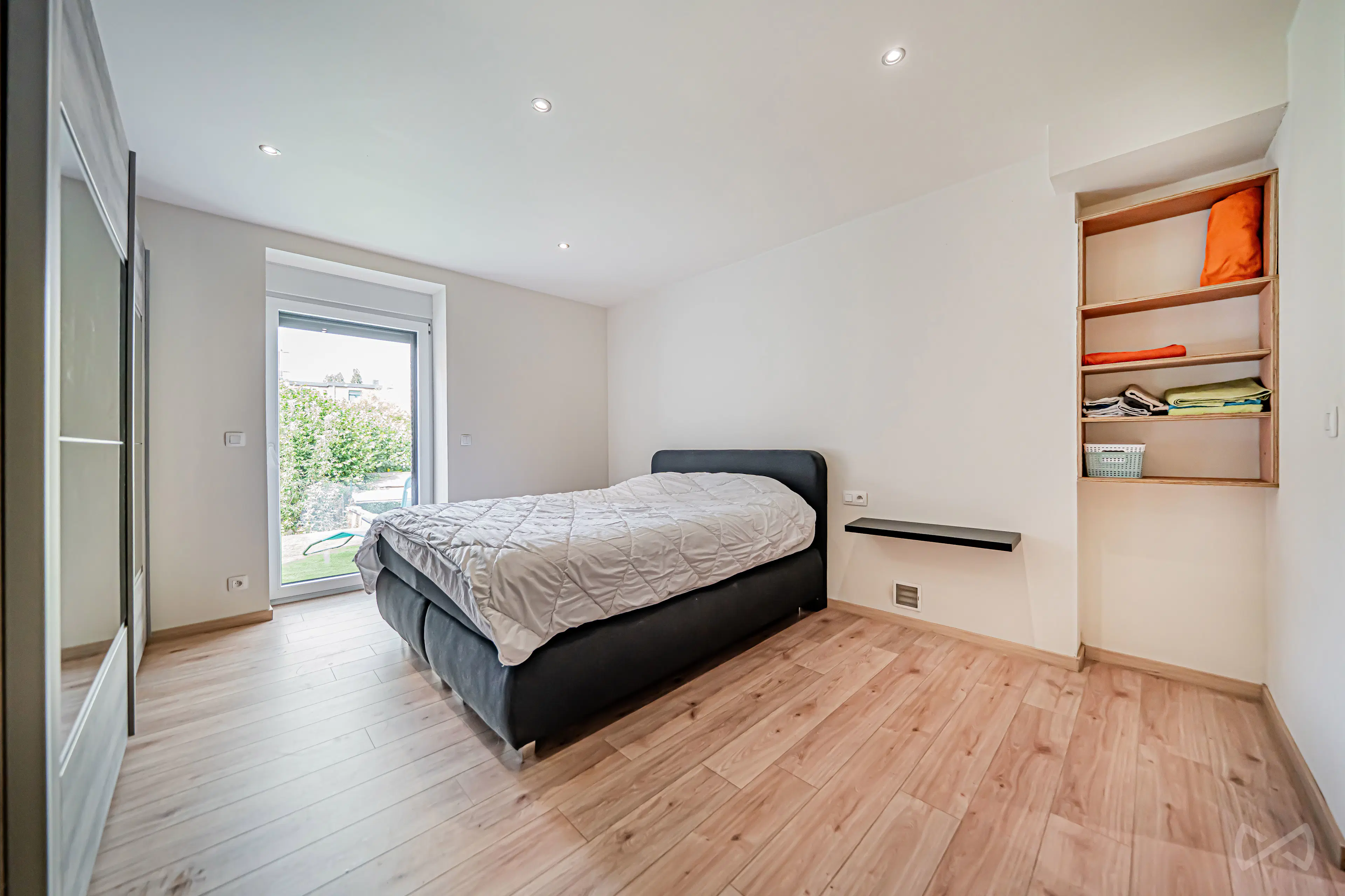 Foto 4 van 4 van Huis met vier slaapkamers in Liège