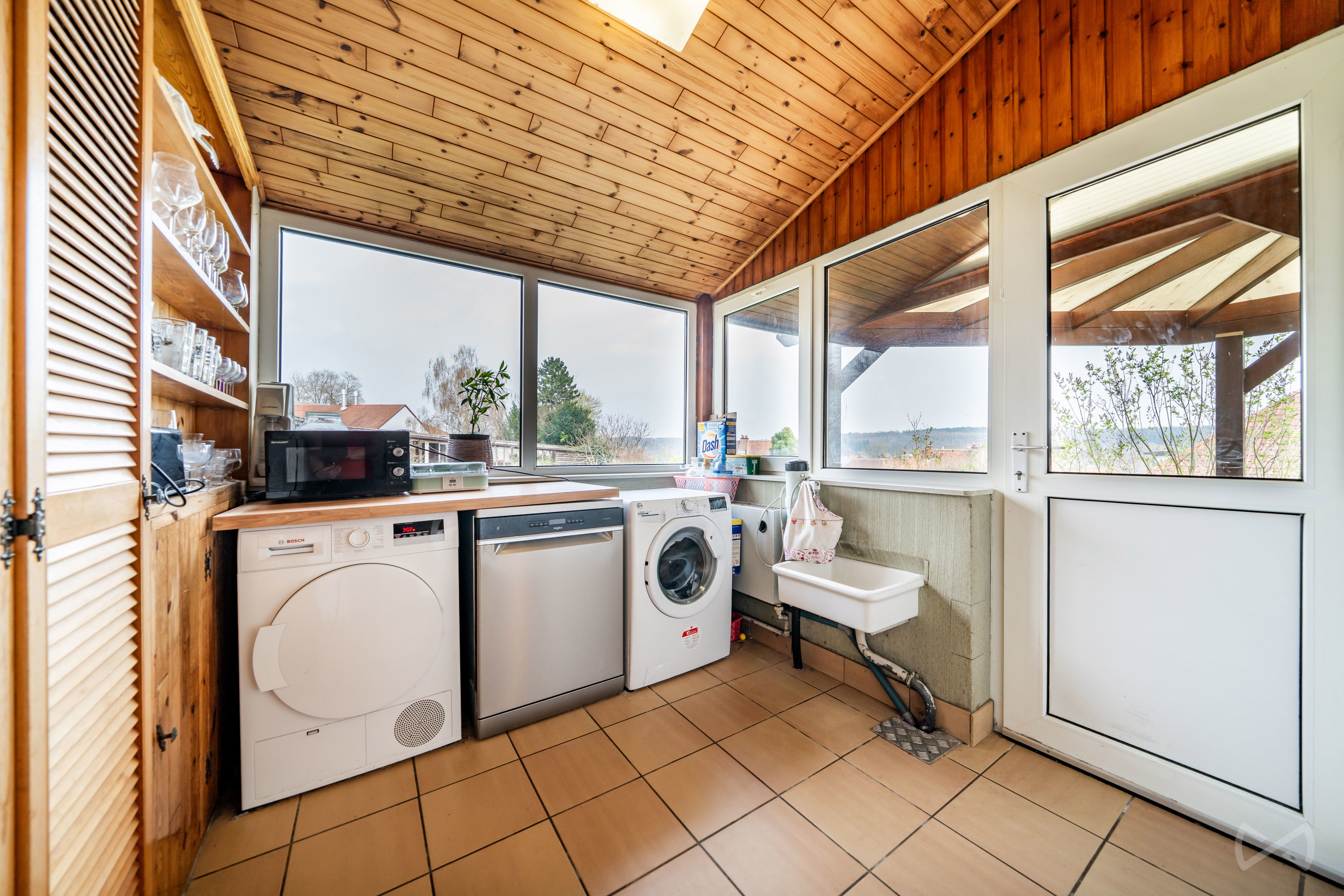 Picture 4 of 4 for Villa with three bedrooms in Court-saint-Étienne