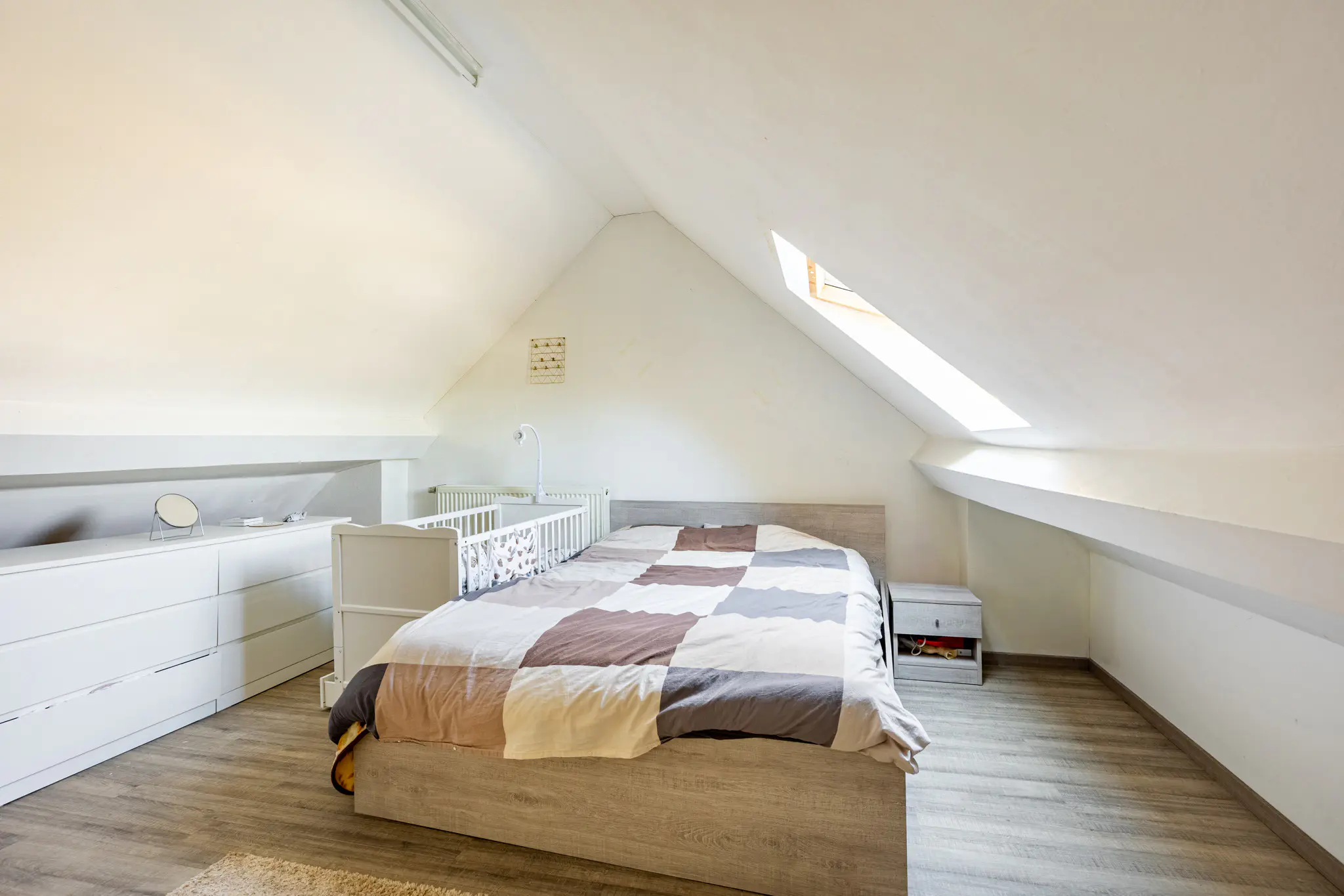 Picture 2 of 3 for Flat with one bedroom in Schaerbeek