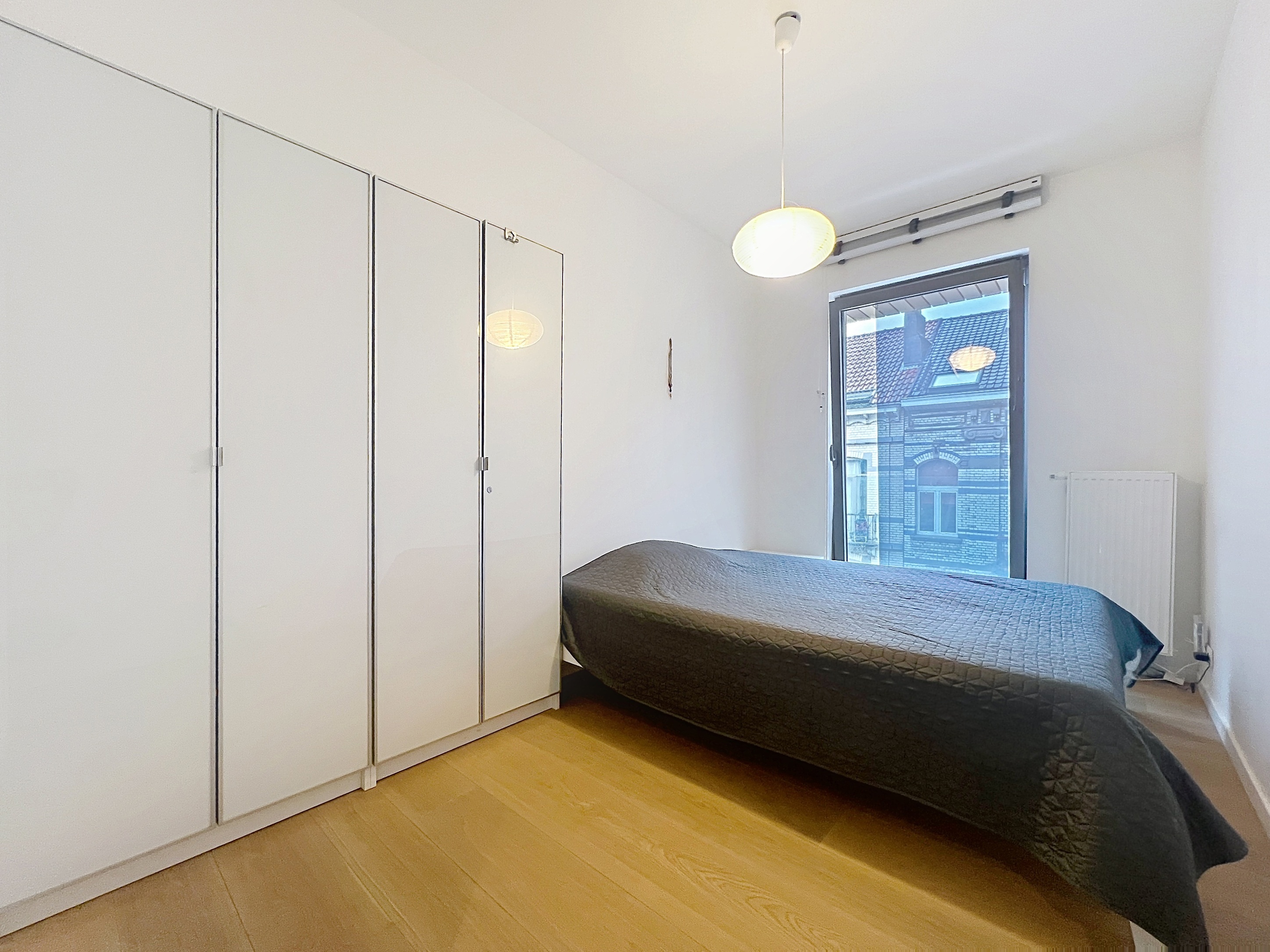 Picture 1 of 4 for Flat with three bedrooms in Schaerbeek