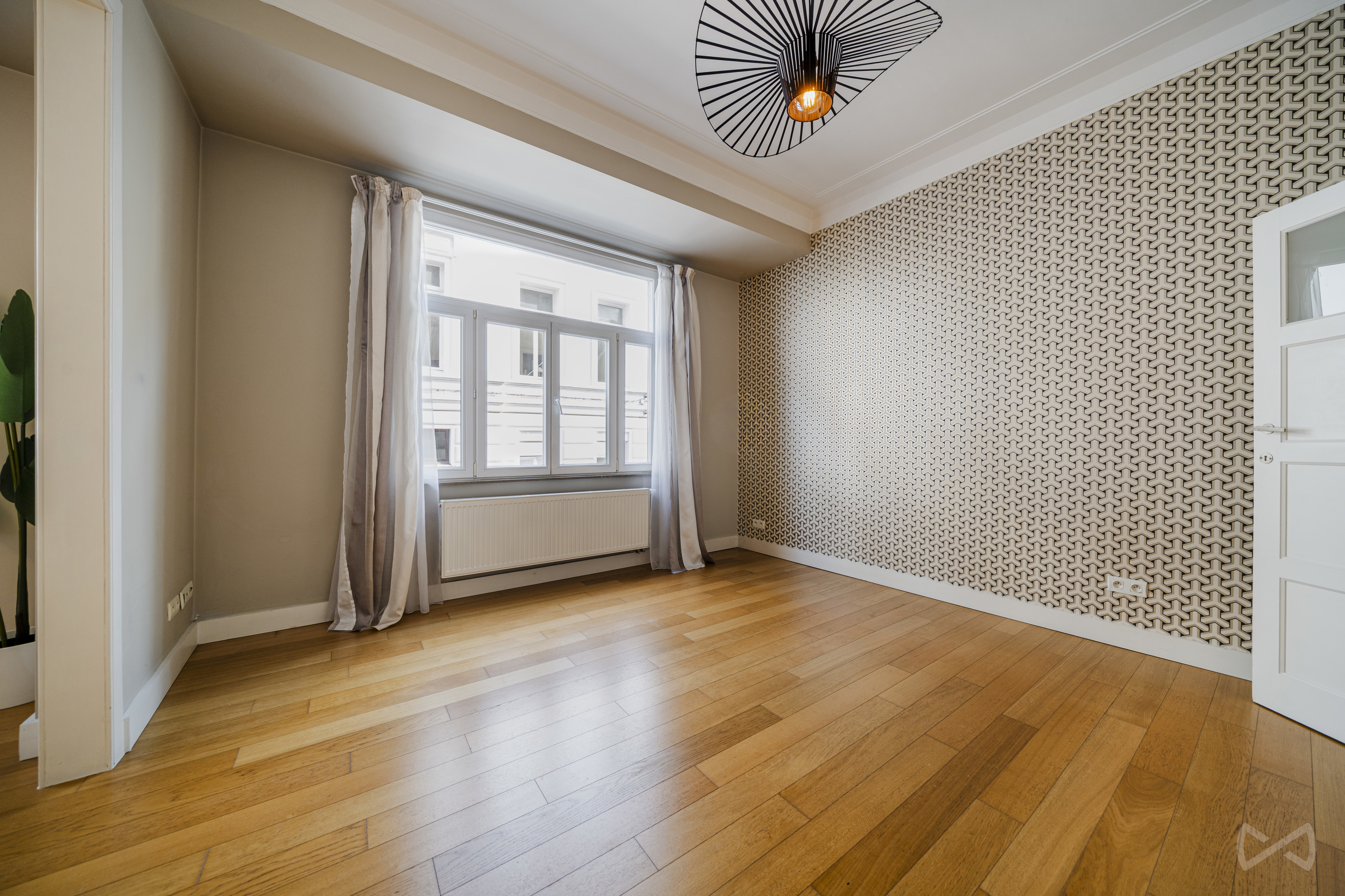 Picture 1 of 4 for Flat with two bedrooms in Ixelles