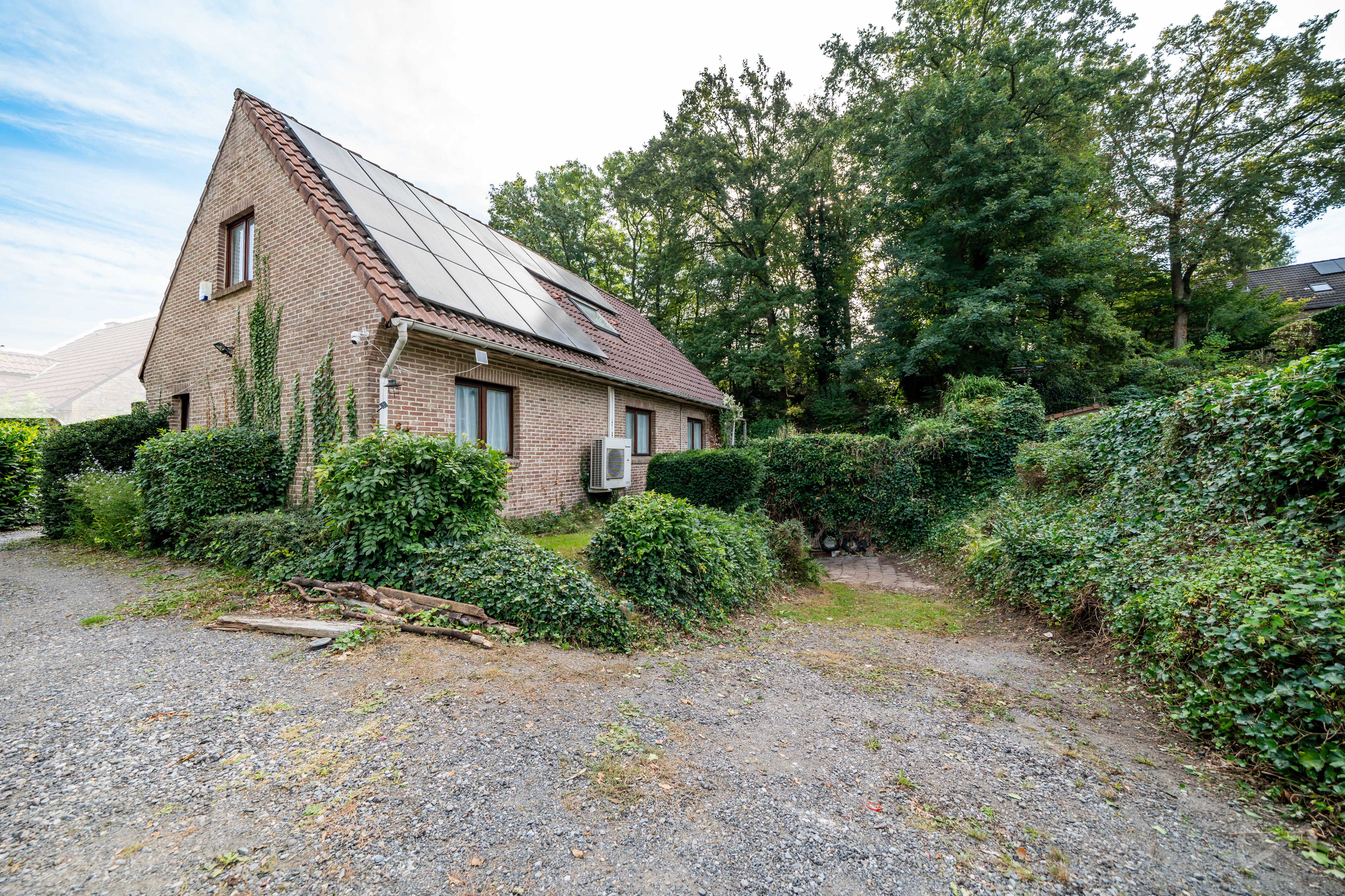 Picture 2 of 3 for House with three bedrooms in Céroux-mousty