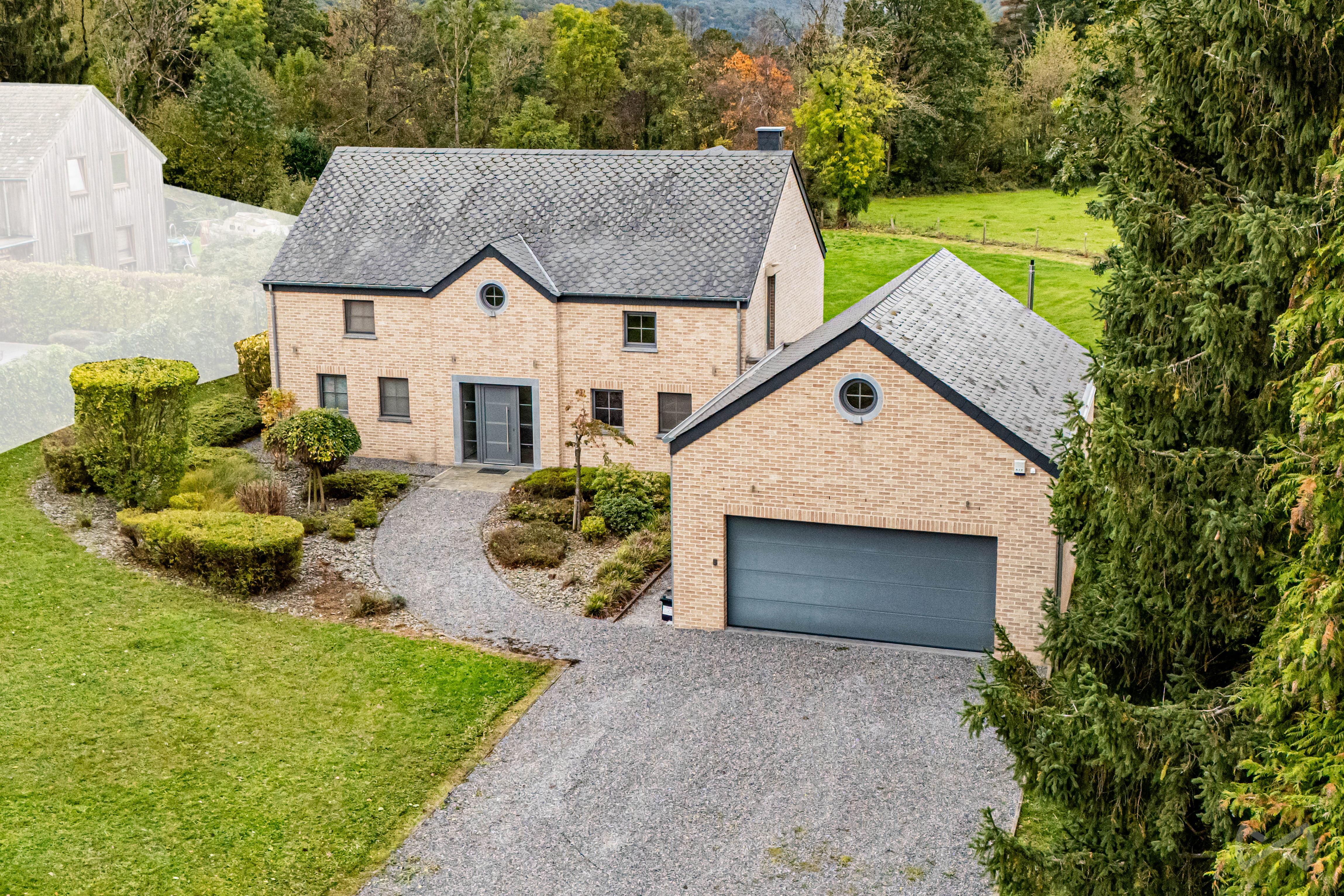 Picture 2 of 3 for Villa with four bedrooms in Aywaille