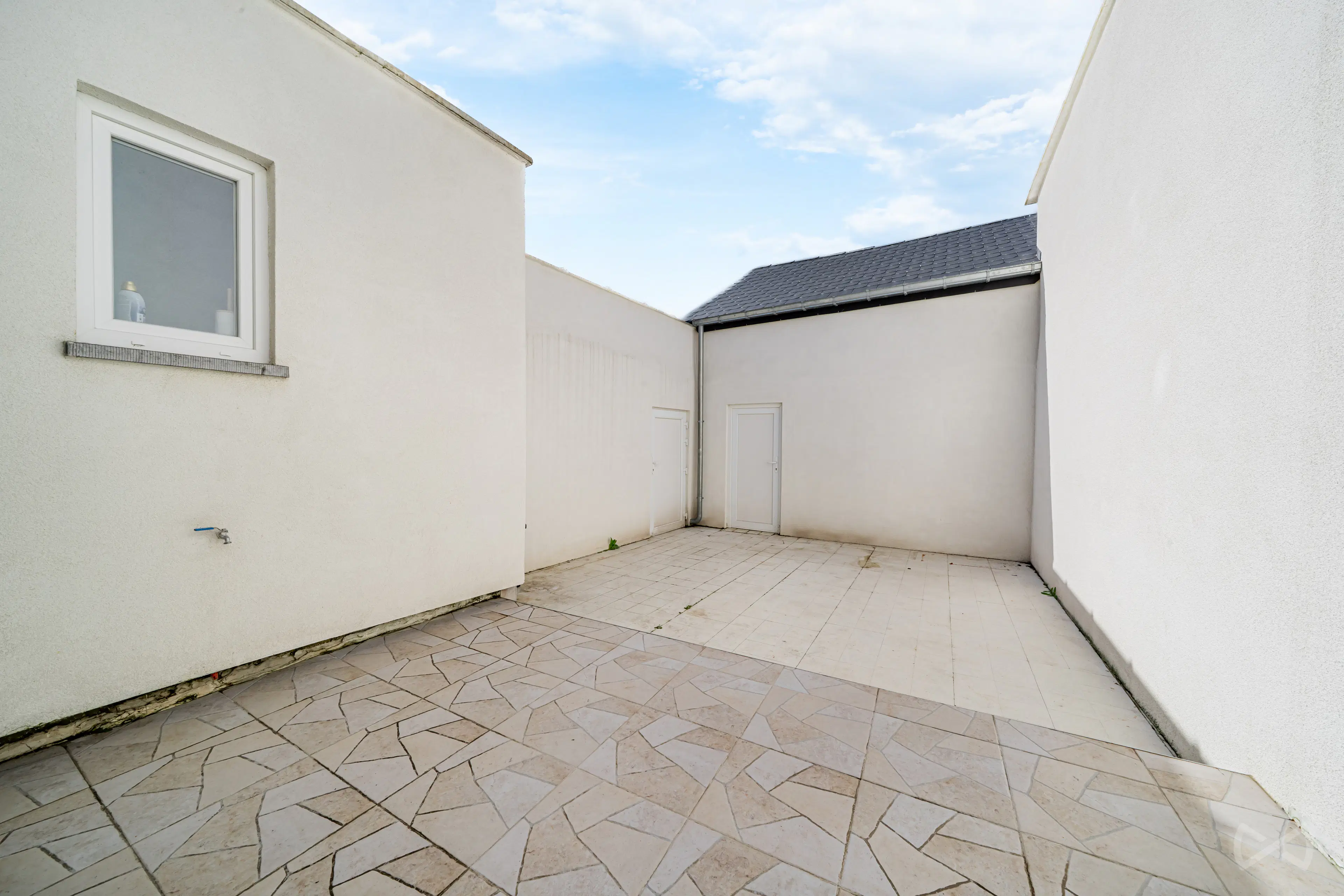 Picture 3 of 4 for House with four bedrooms in Châtelet