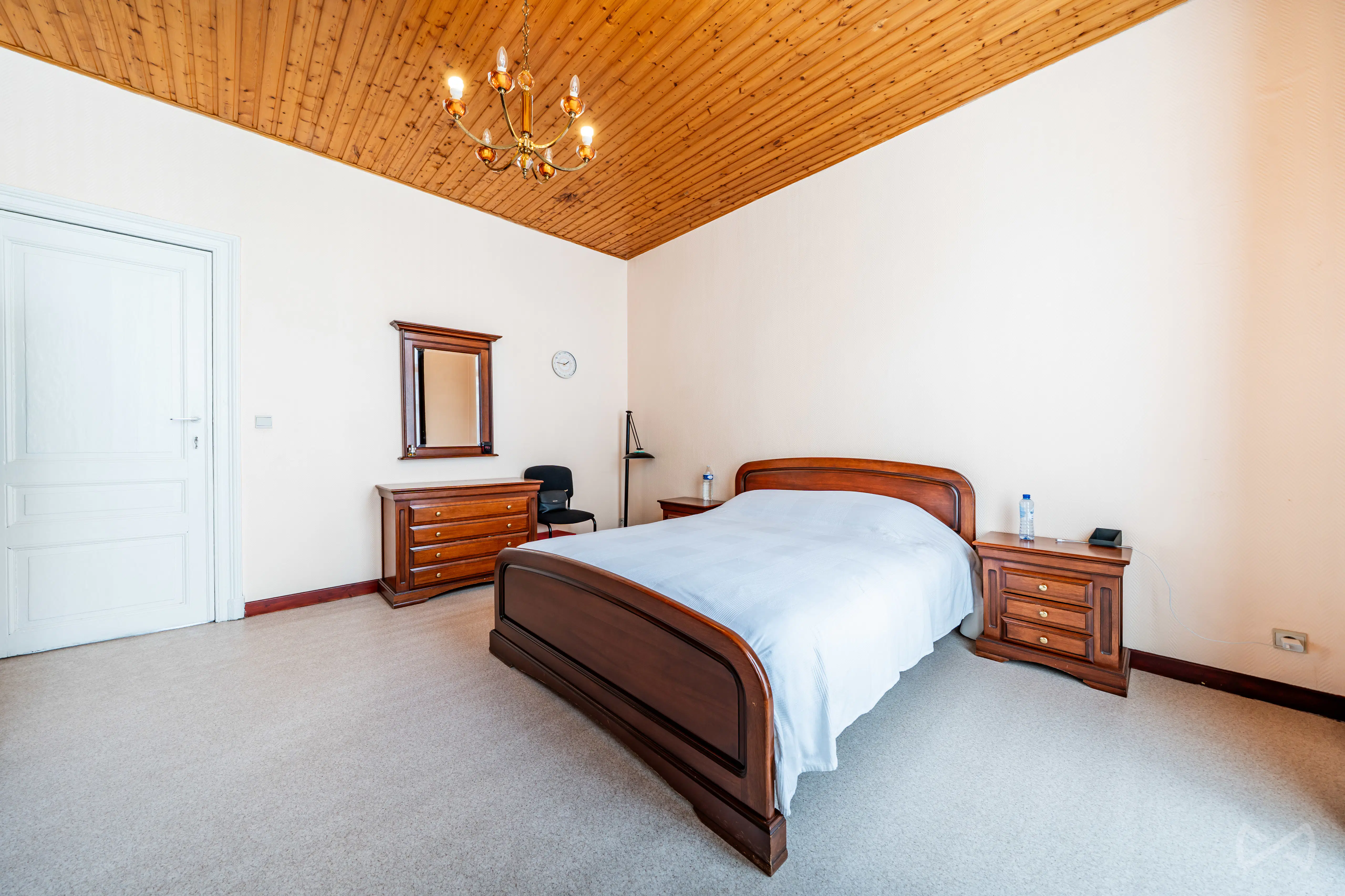 Picture 1 of 4 for House with six bedrooms in Anderlecht
