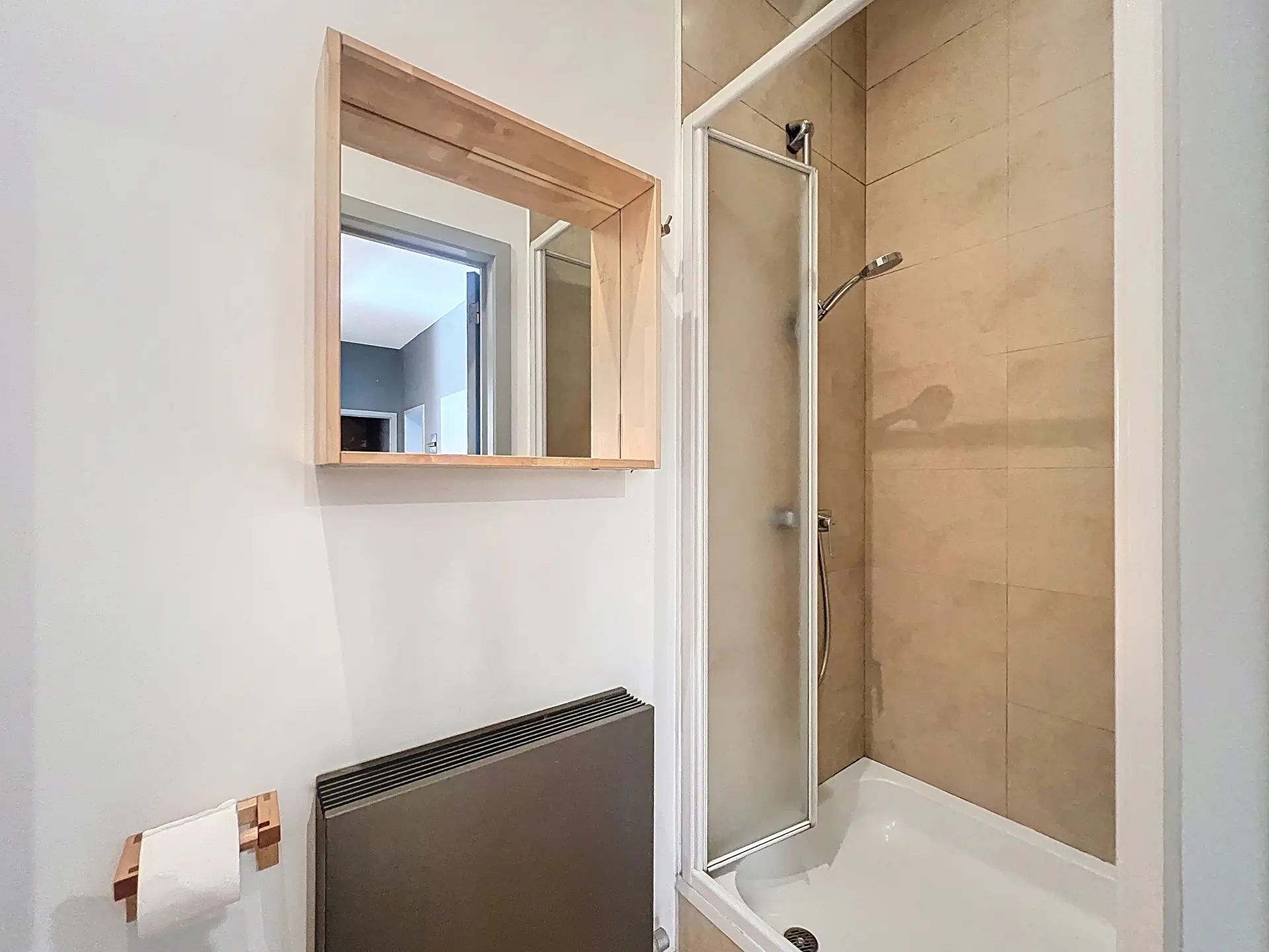 Picture 2 of 2 for Flat with two bedrooms in Bruxelles