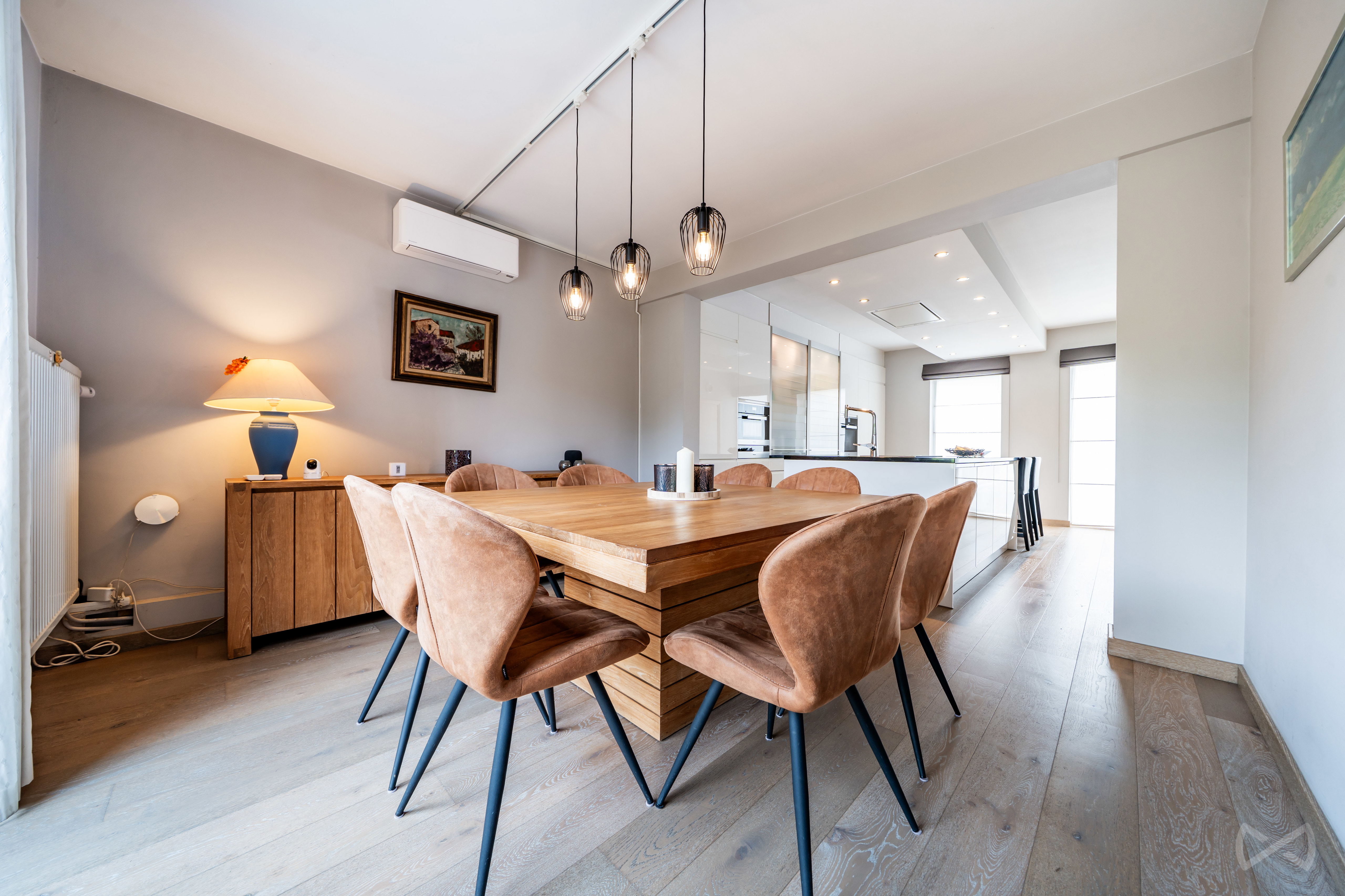 Picture 3 of 4 for House with five bedrooms in Mont-sur-marchienne