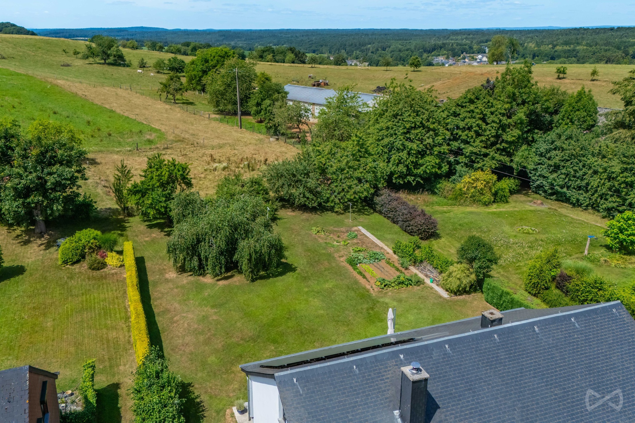 Photo 3 sur 4 pour Maison de quatre chambres à Meix-le-tige