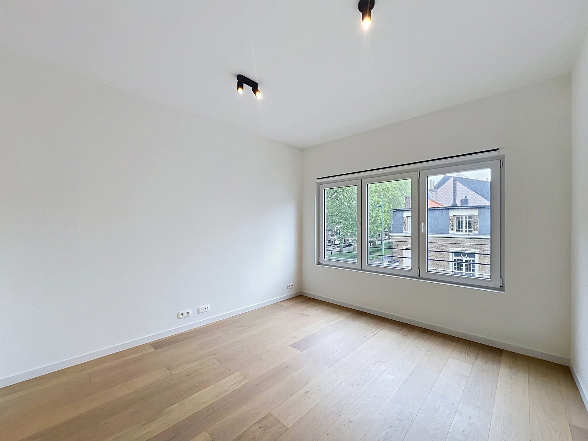 Picture 1 of 2 for Flat with two bedrooms in Forest