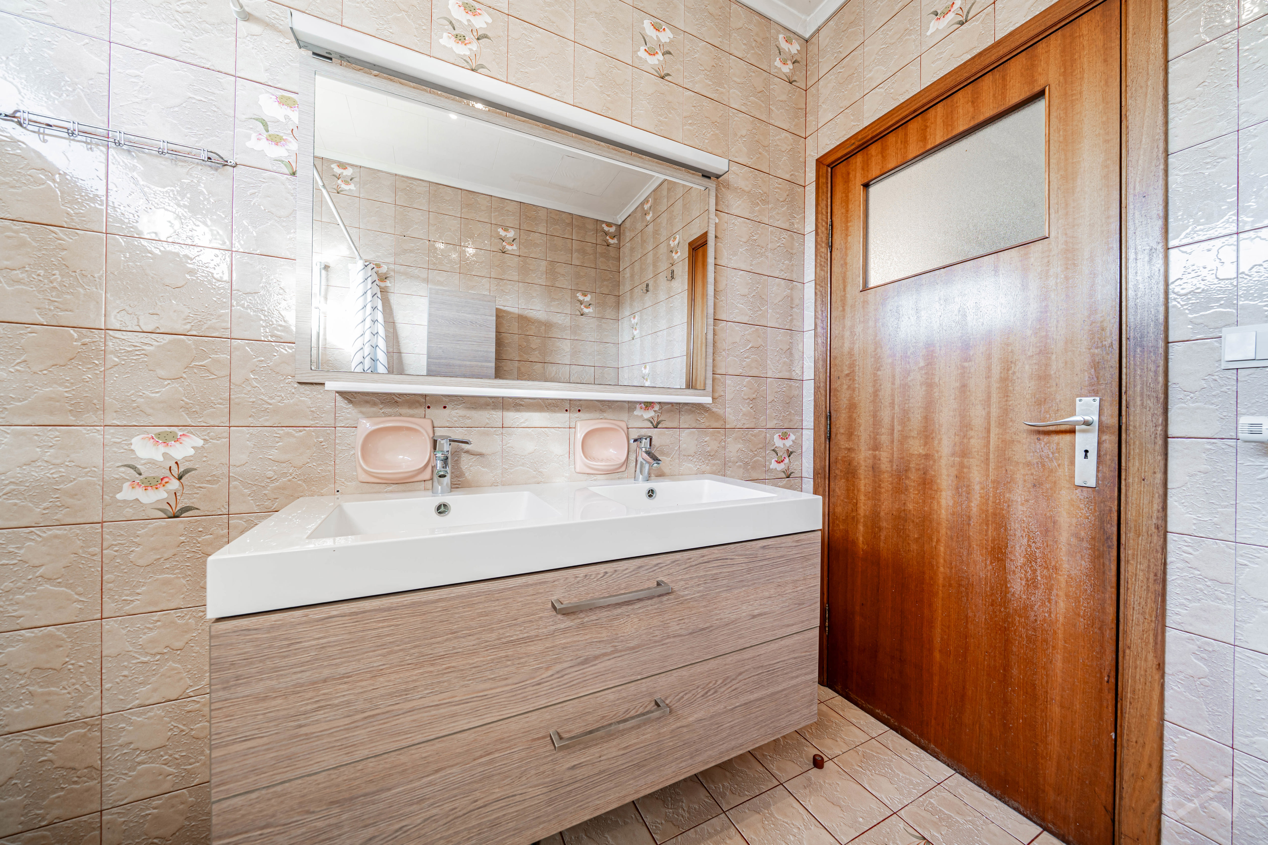 Picture 1 of 4 for Bungalow with three bedrooms in Saint-georges