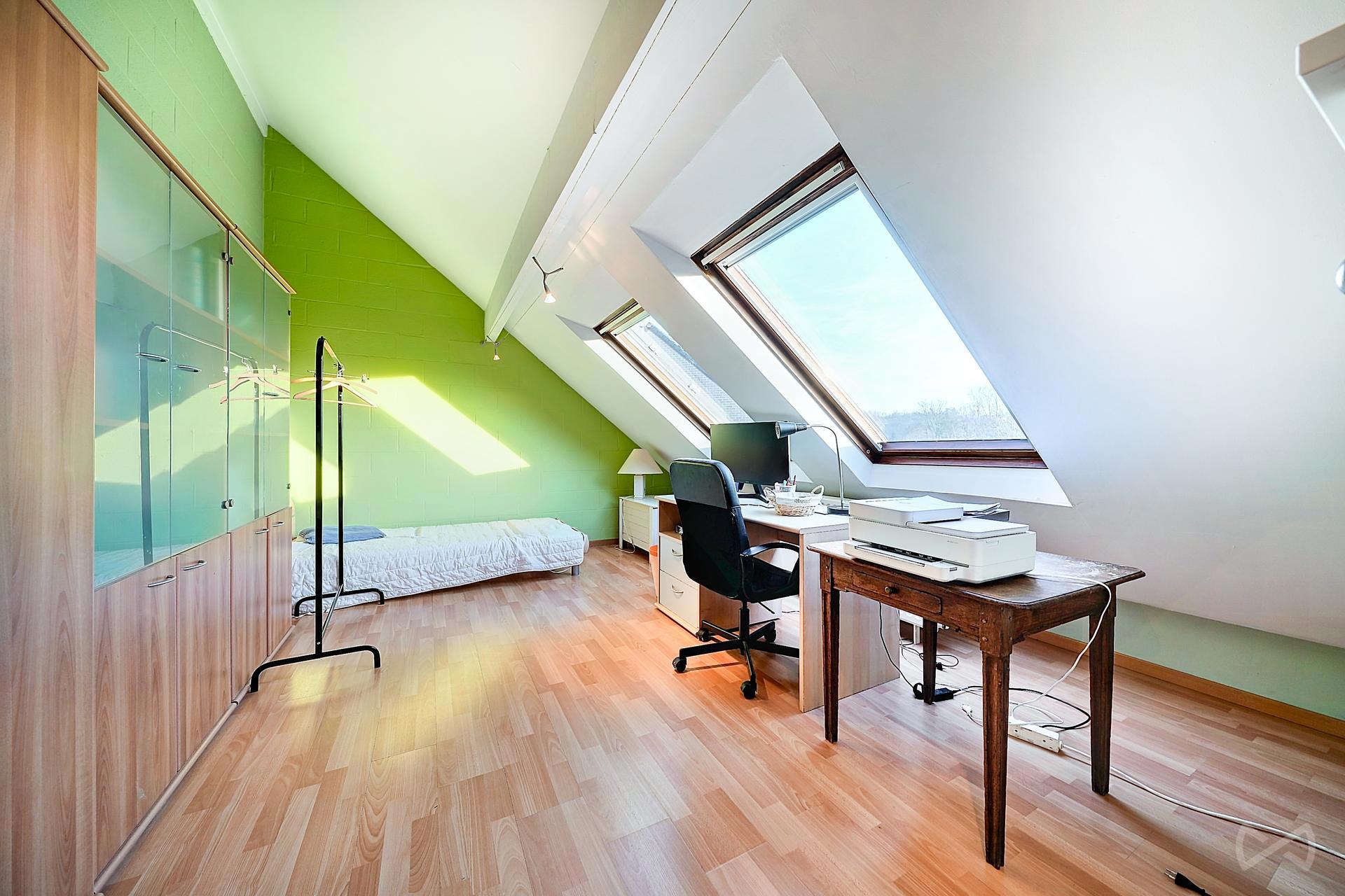 Foto 2 van 4 van Villa met vier slaapkamers in Embourg