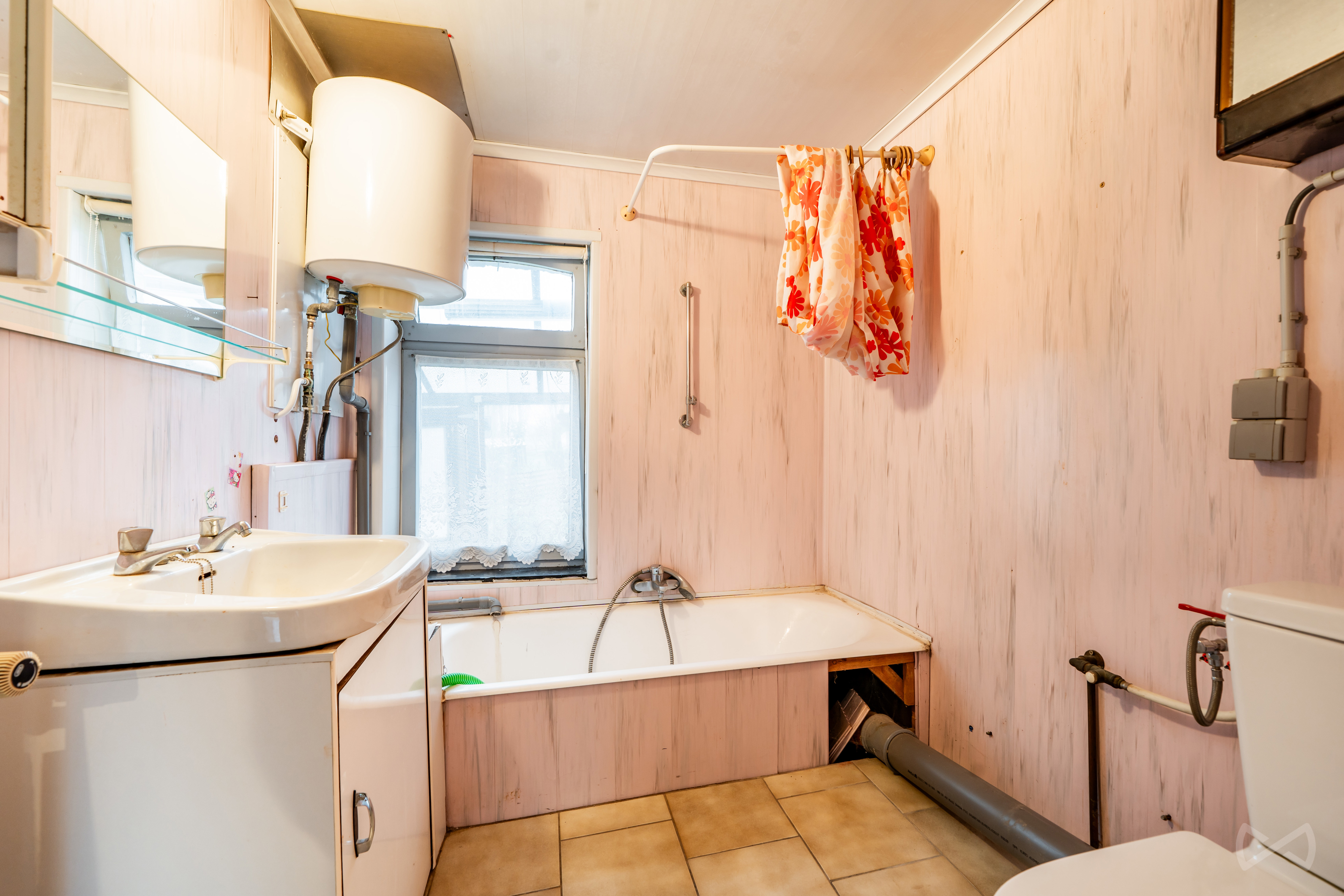 Picture 4 of 4 for House with one bedroom in Anvaing