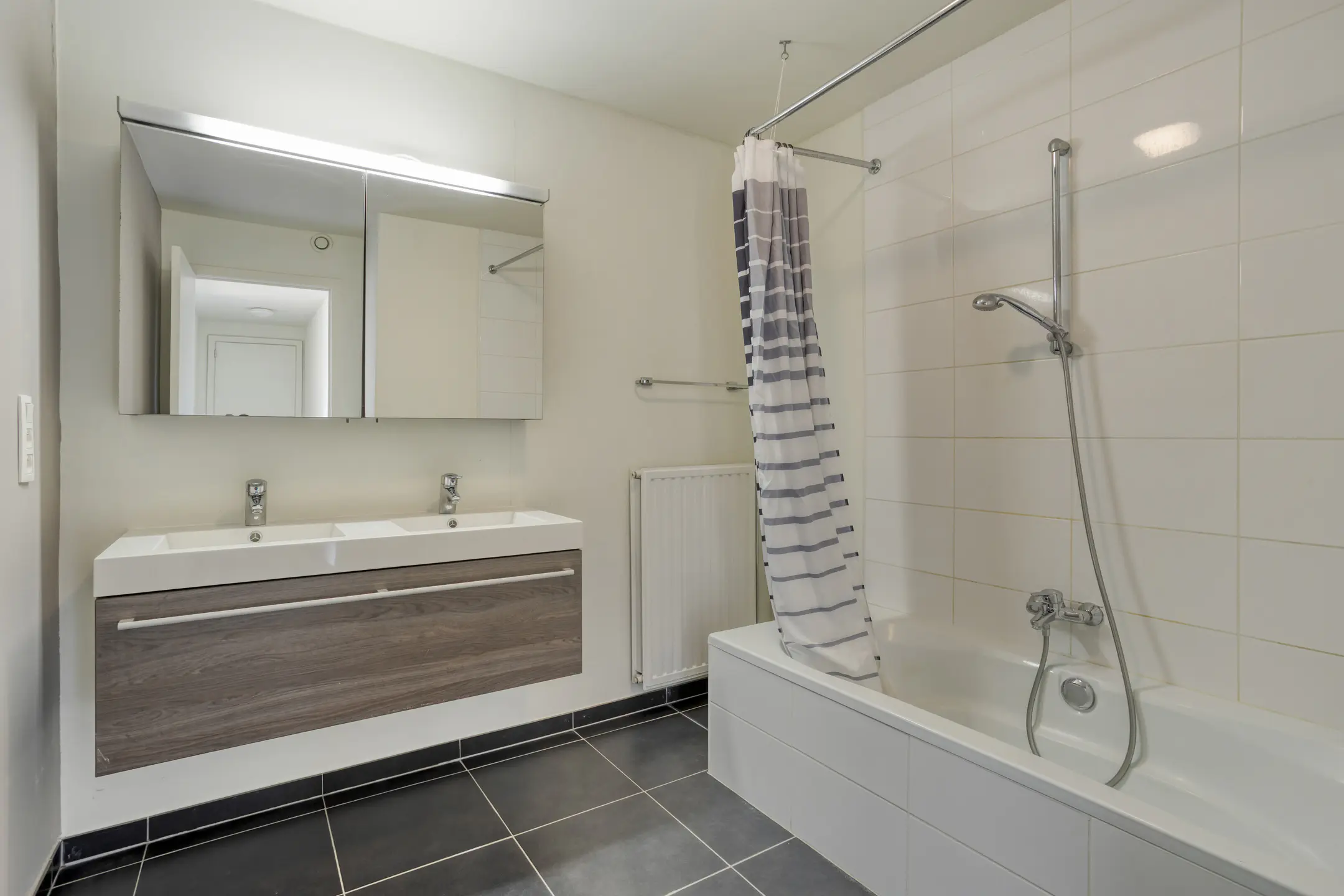 Photo 3 sur 4 pour Appartement de trois chambres à Machelen