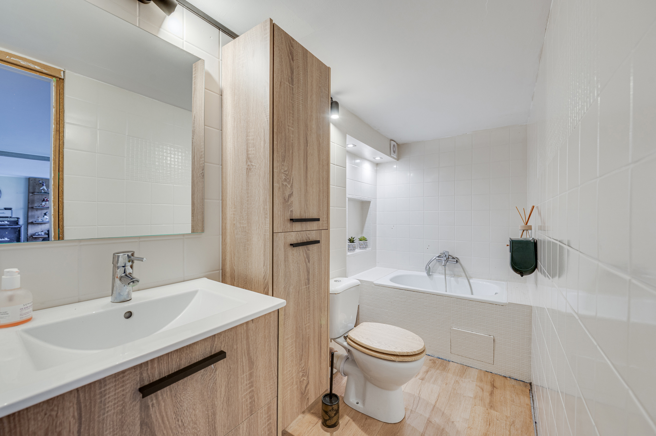 Picture 2 of 4 for Exceptional house with six bedrooms in Enghien