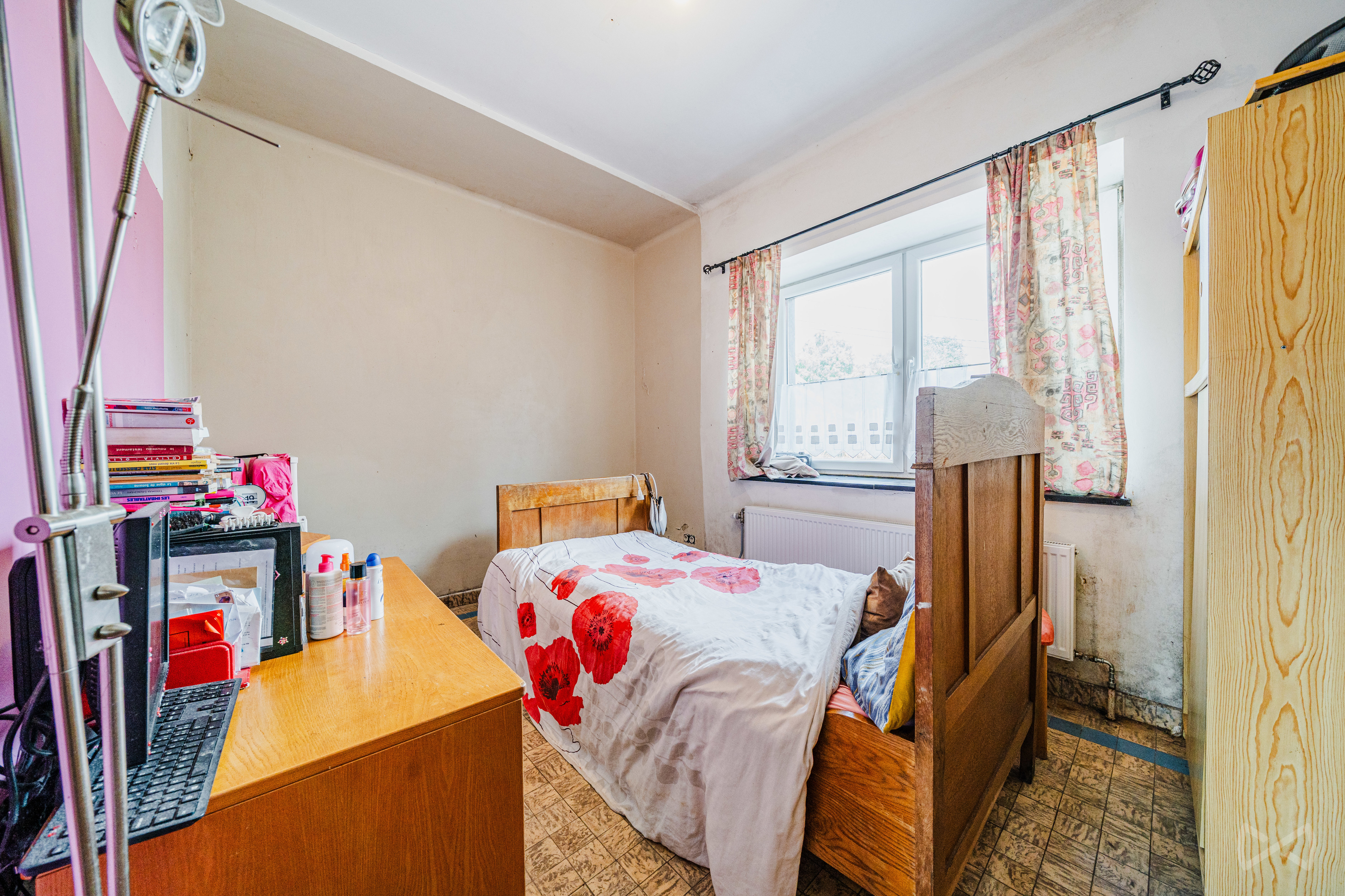 Photo 4 sur 4 pour Immeuble à appartements de cinq chambres à Juseret