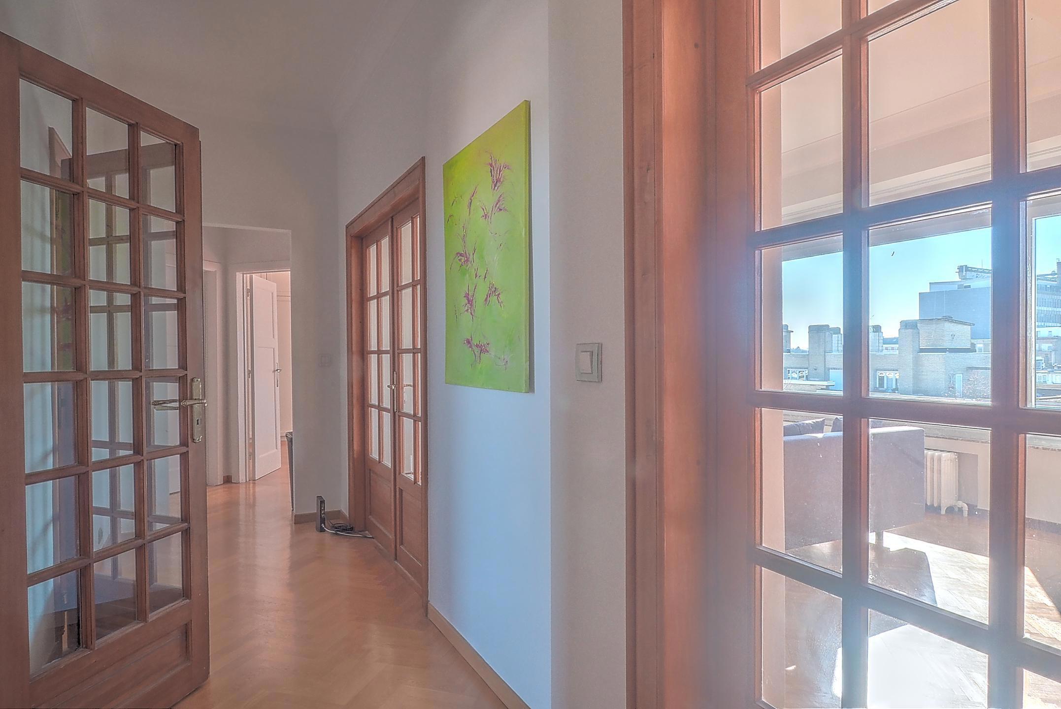 Picture 3 of 3 for Flat with two bedrooms in Ixelles