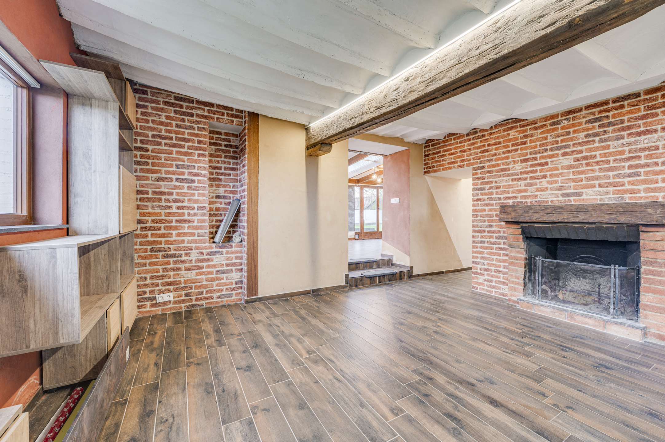 Picture 1 of 4 for Villa farmtype with five bedrooms in Enghien