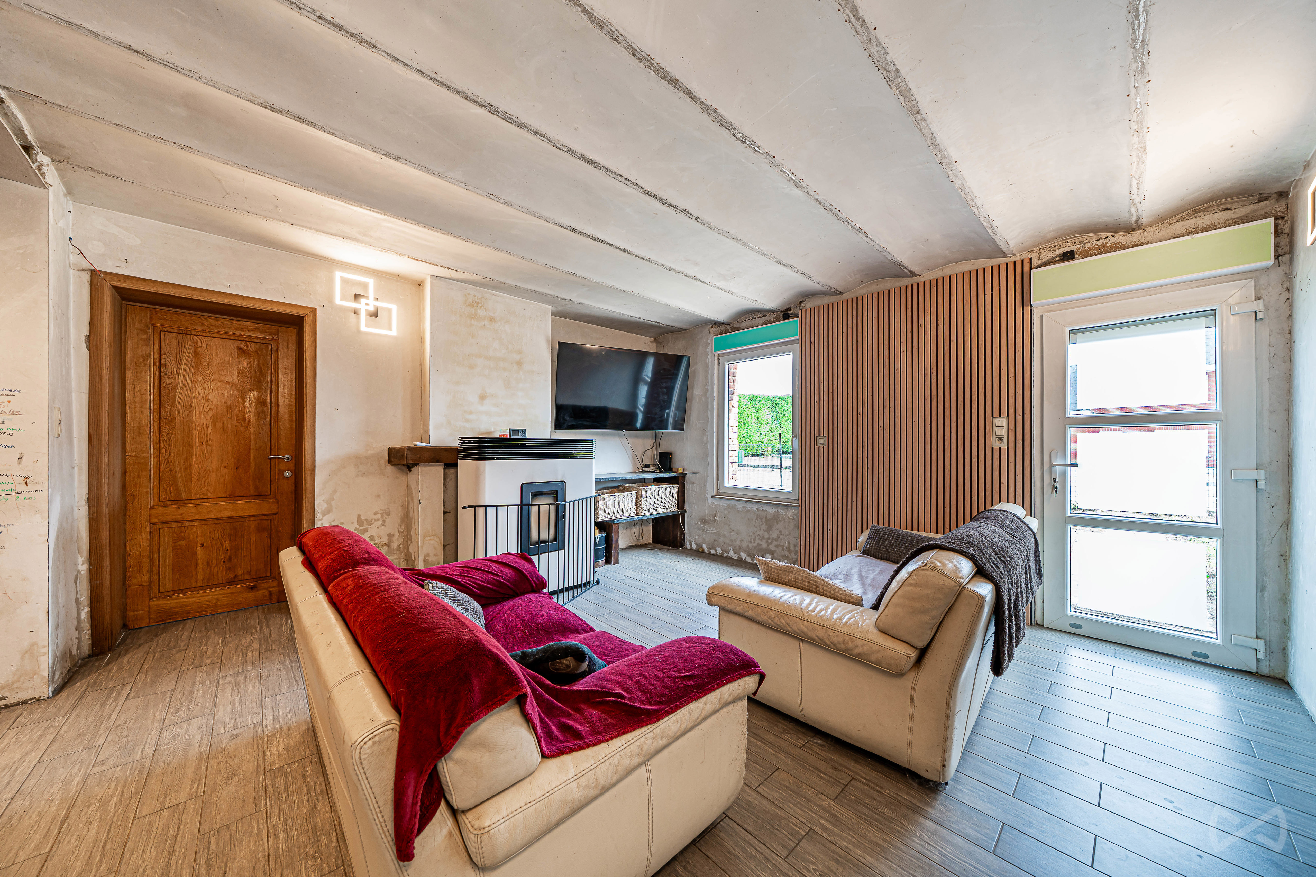 Picture 3 of 4 for House with six bedrooms in Isières