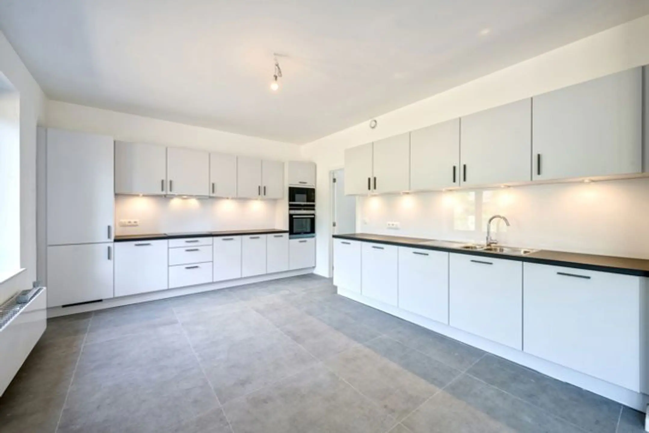 Picture 1 of 4 for House with four bedrooms in Orp-le-grand