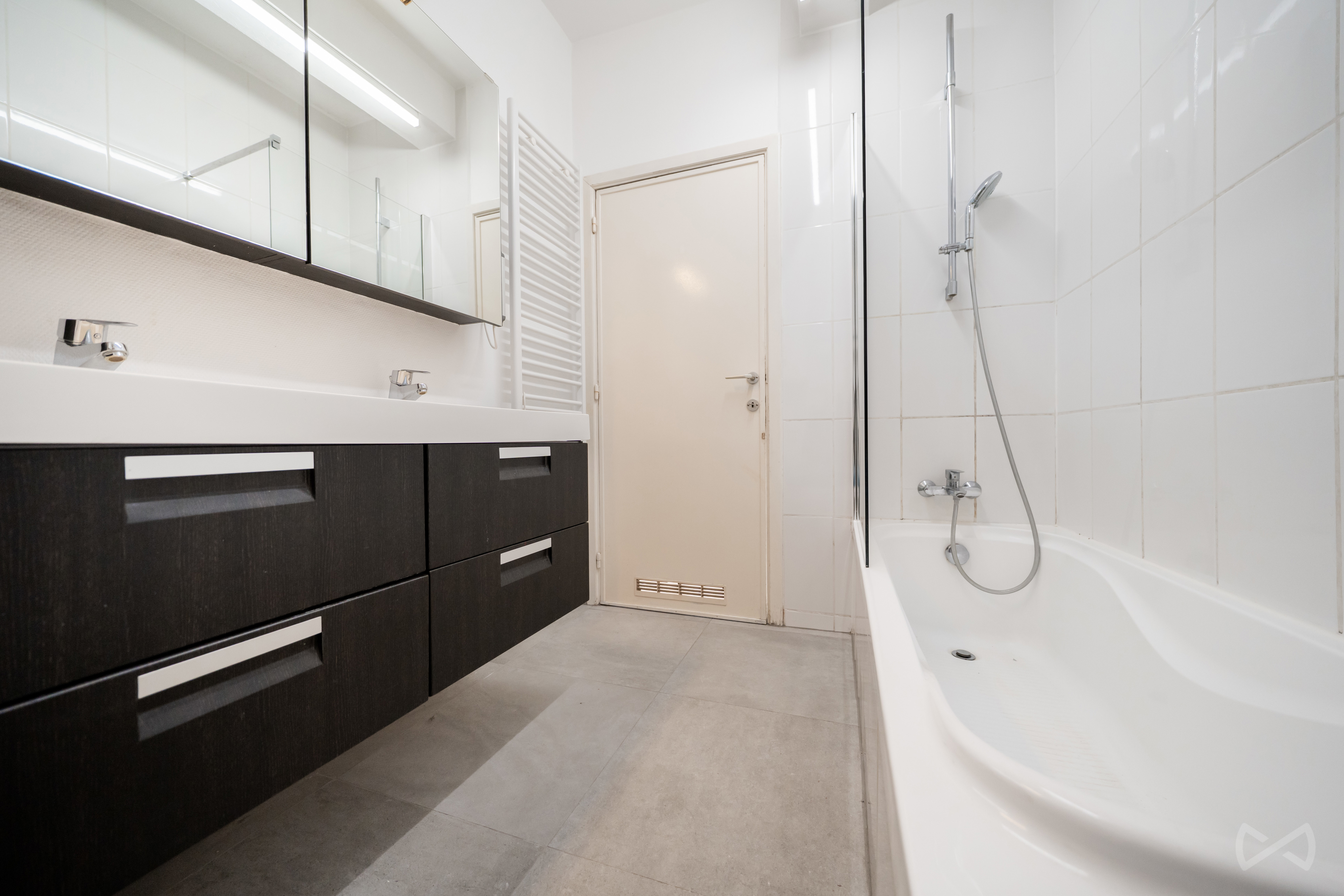 Picture 1 of 4 for Flat with three bedrooms in Liège