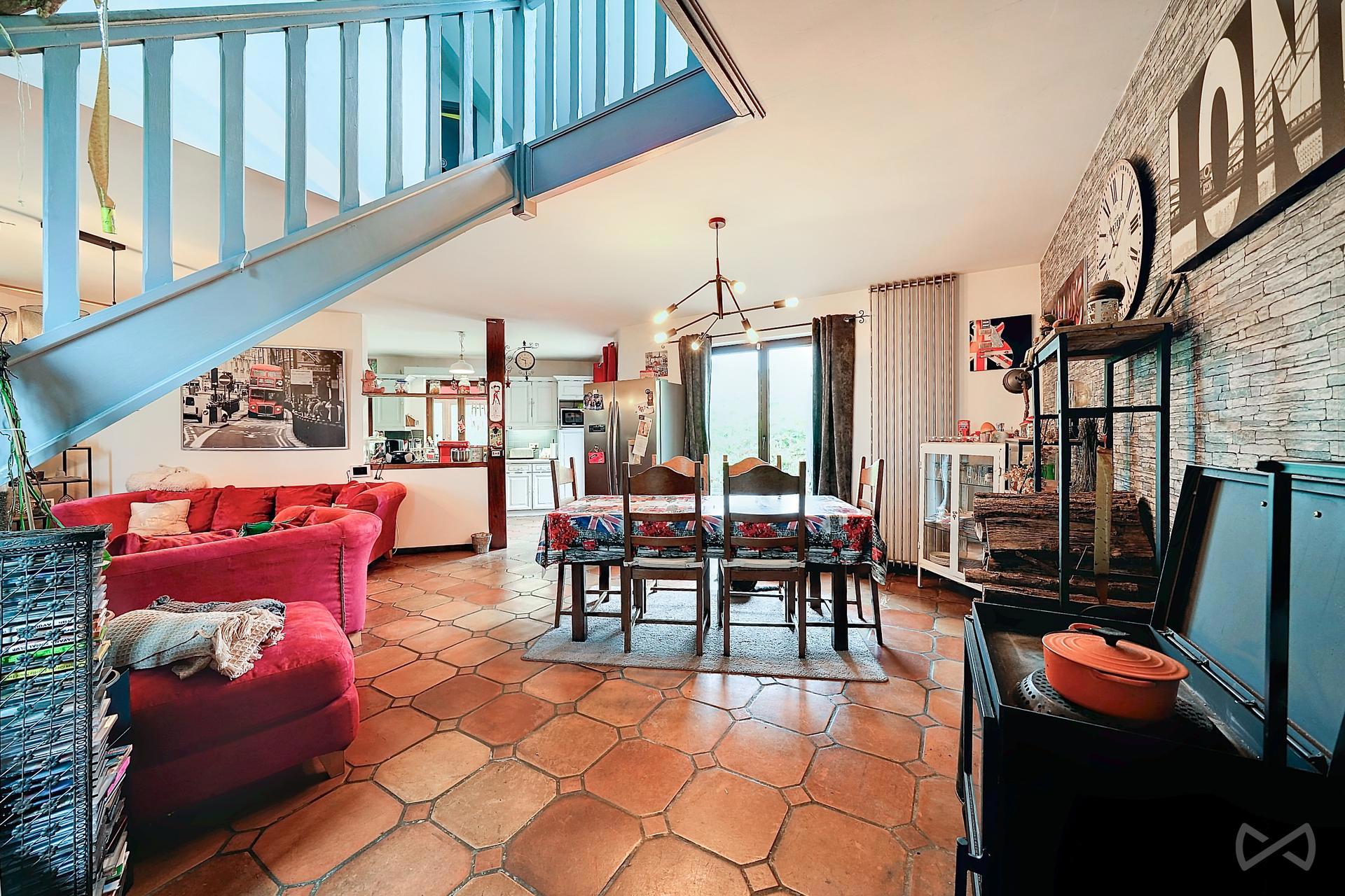 Photo 2 sur 3 pour Maison de quatre chambres à Huy