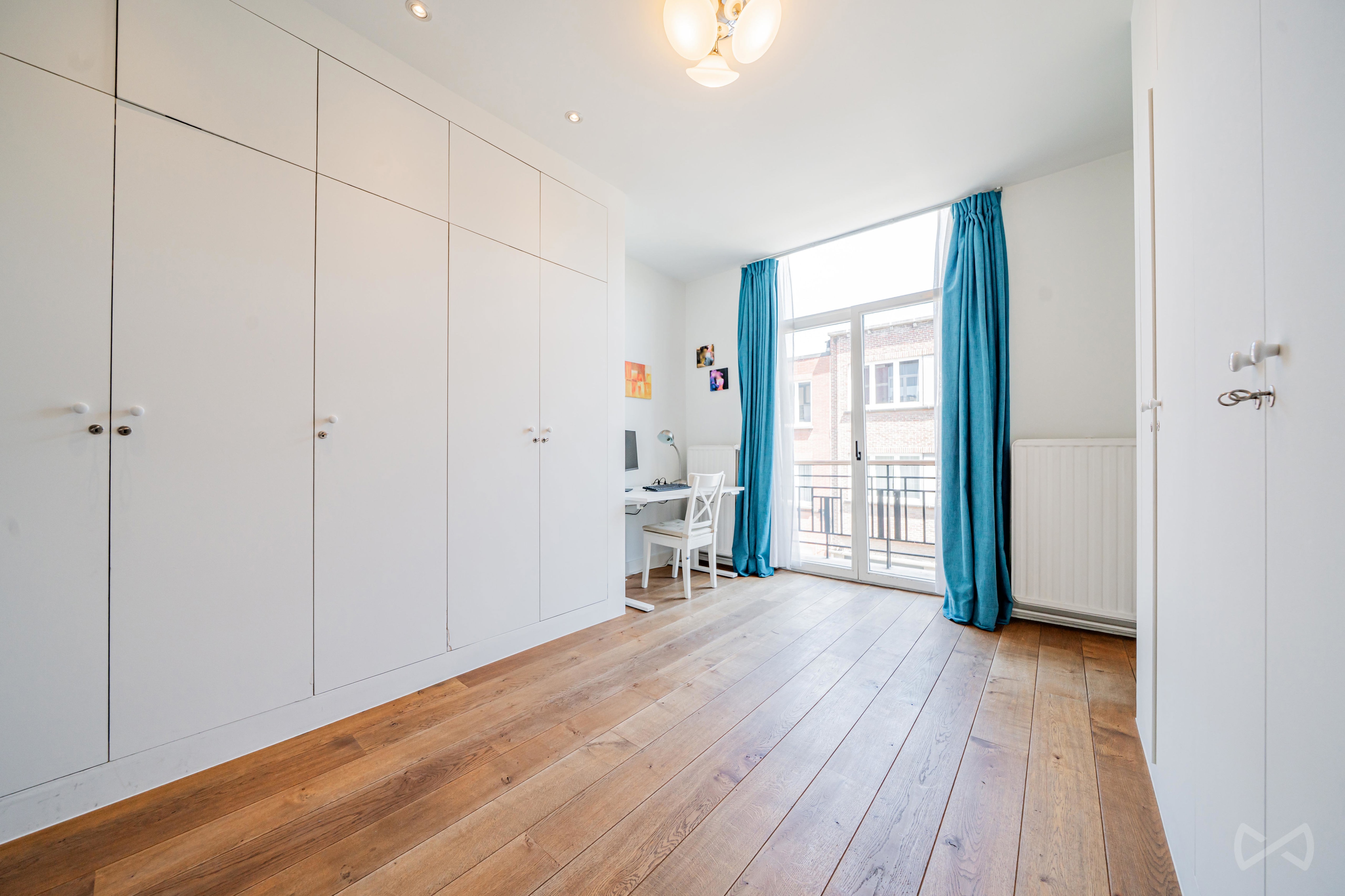 Picture 1 of 4 for House with four bedrooms in Etterbeek