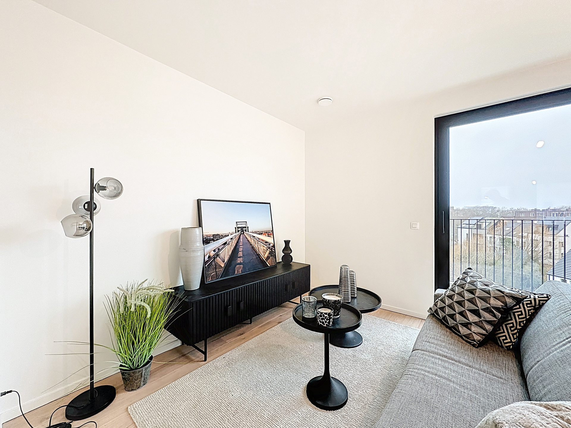 Picture 2 of 4 for Penthouse with three bedrooms in Evere