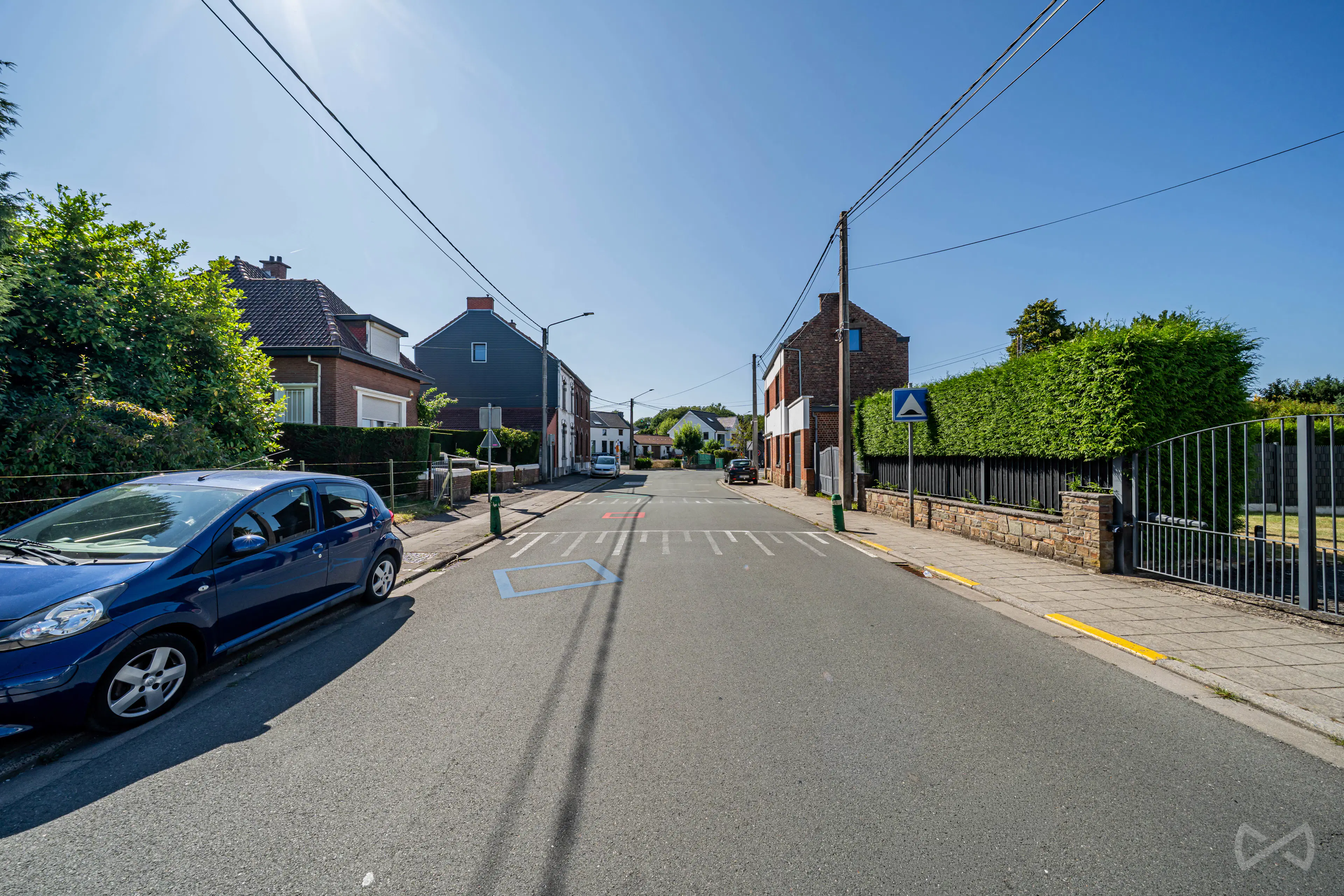 Photo 2 sur 4 pour Maison de cinq chambres à Montigny-le-Tilleul