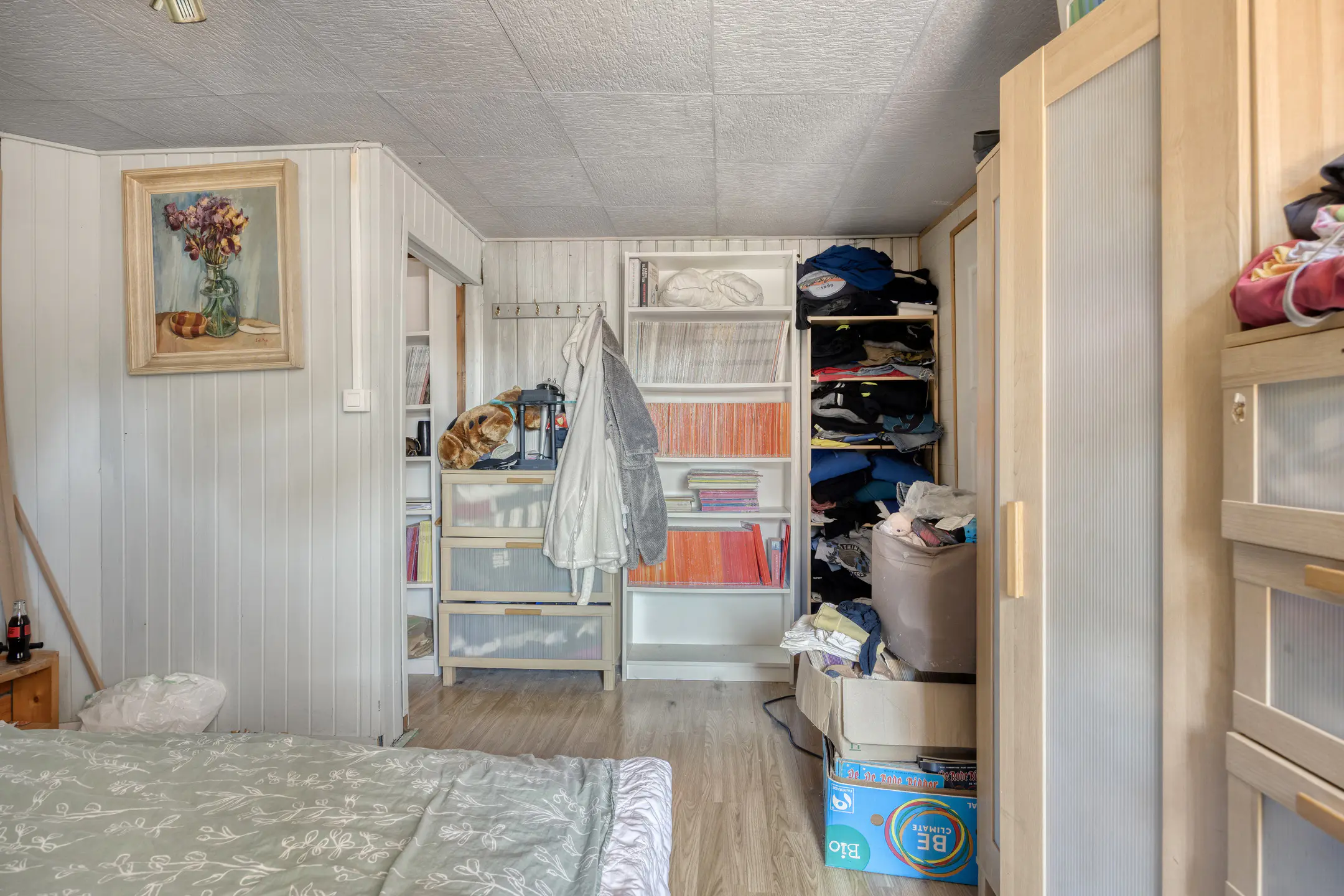 Photo 2 sur 2 pour Immeuble mixte de trois chambres à Asse