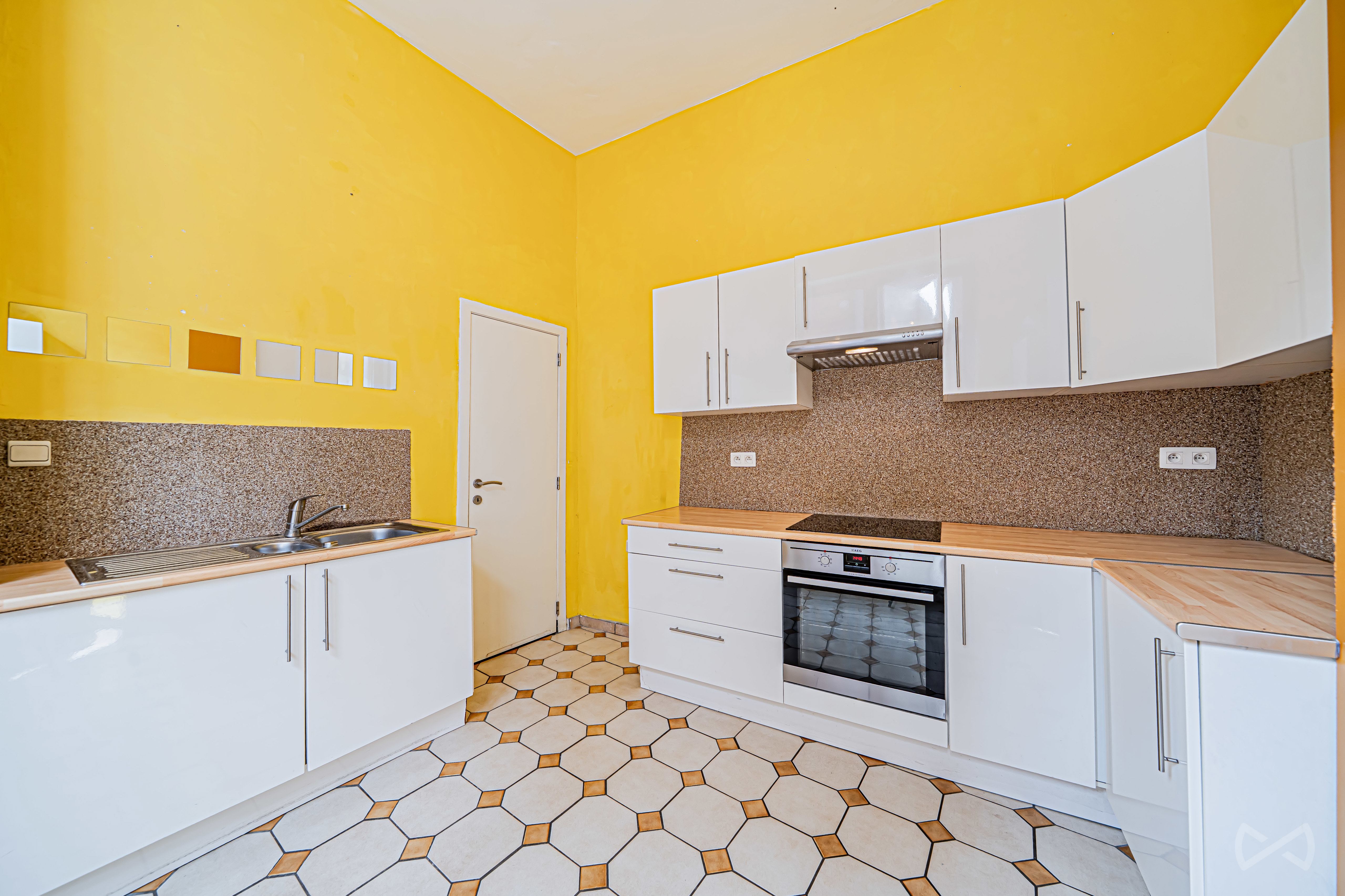 Picture 1 of 4 for House with one bedroom in Liège