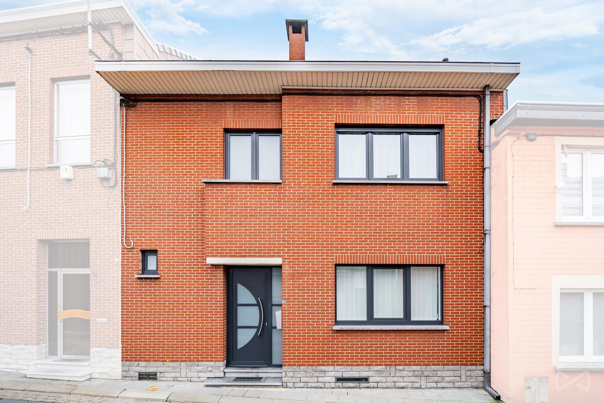 Picture 1 of 4 for House with five bedrooms in La Louvière