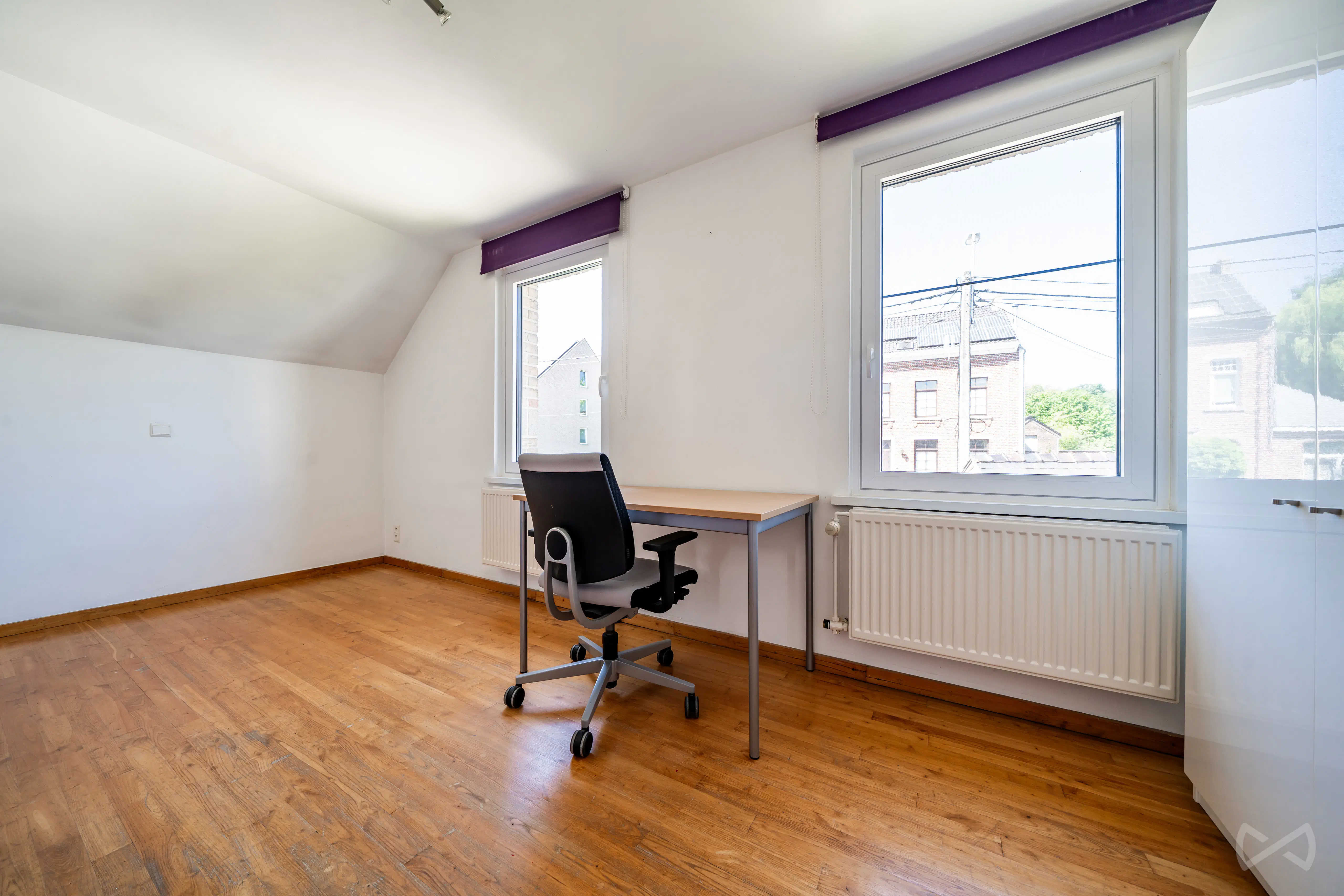 Photo 3 sur 4 pour Maison de cinq chambres à Céroux-mousty